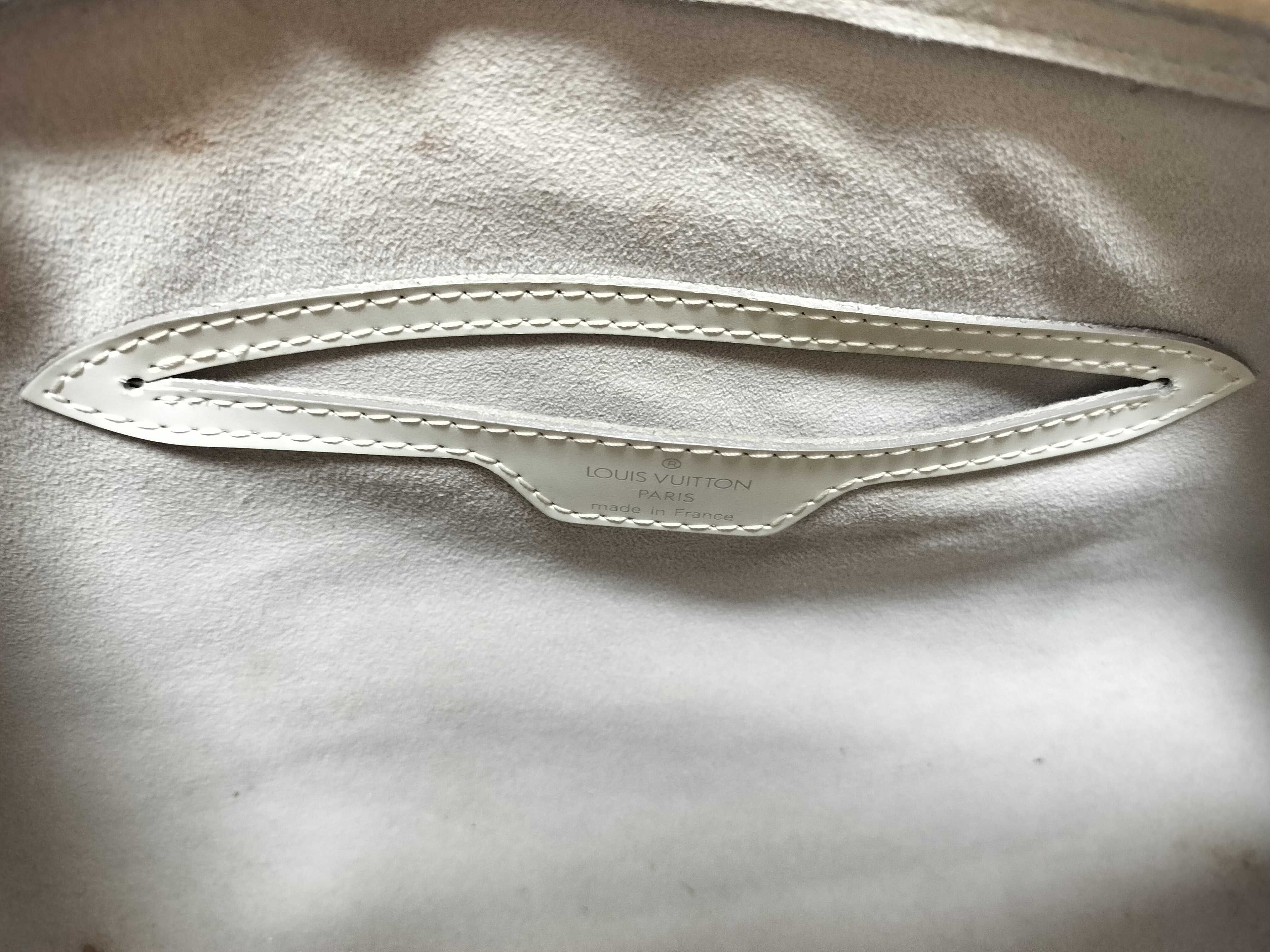 Epi / Epi / Handbag / Leather Handbag — view 11
