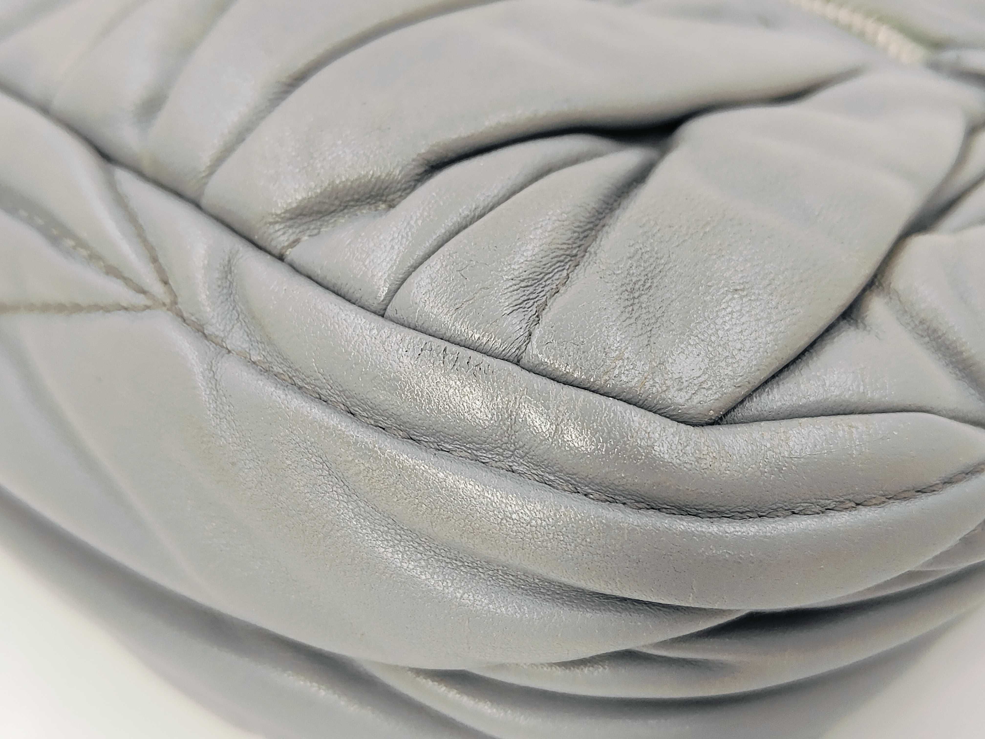 leather shoulder bag, gray. — view 7