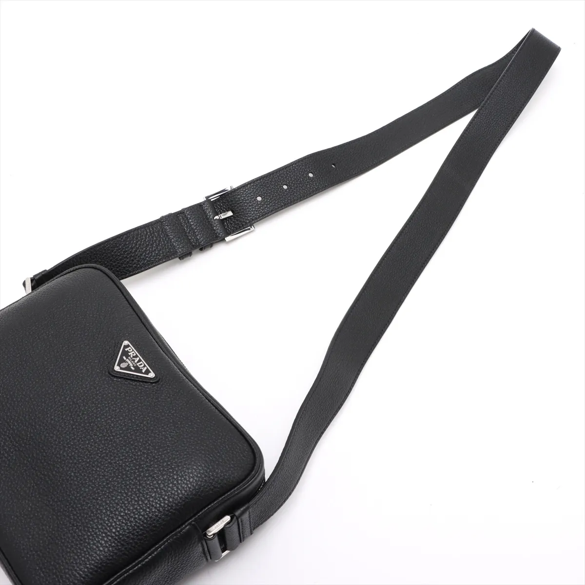 Vitello Dino Triangle Logo Leather Shoulder Bag Black 2VH189 — view 5