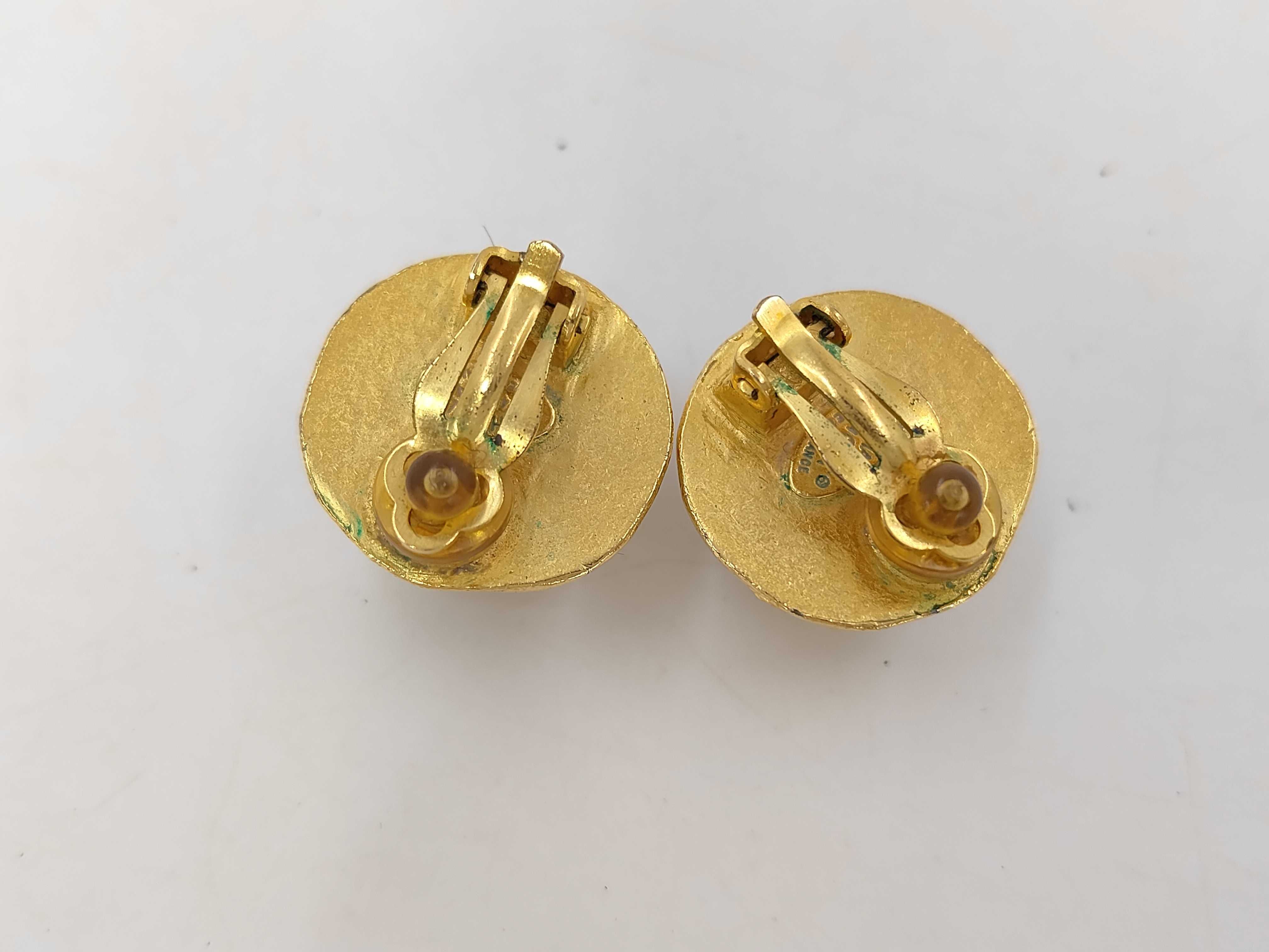 earrings — view 2