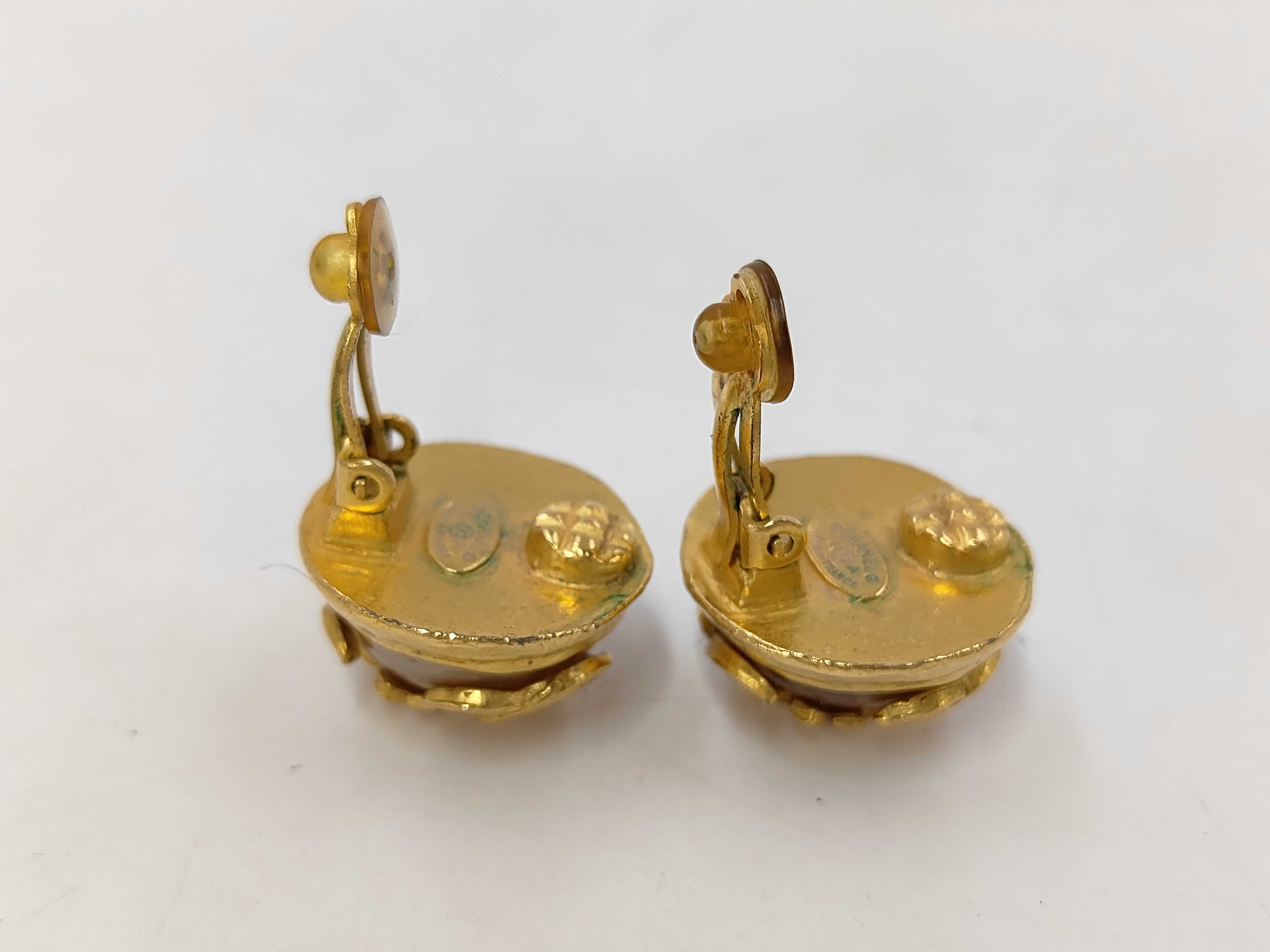 earrings — view 4