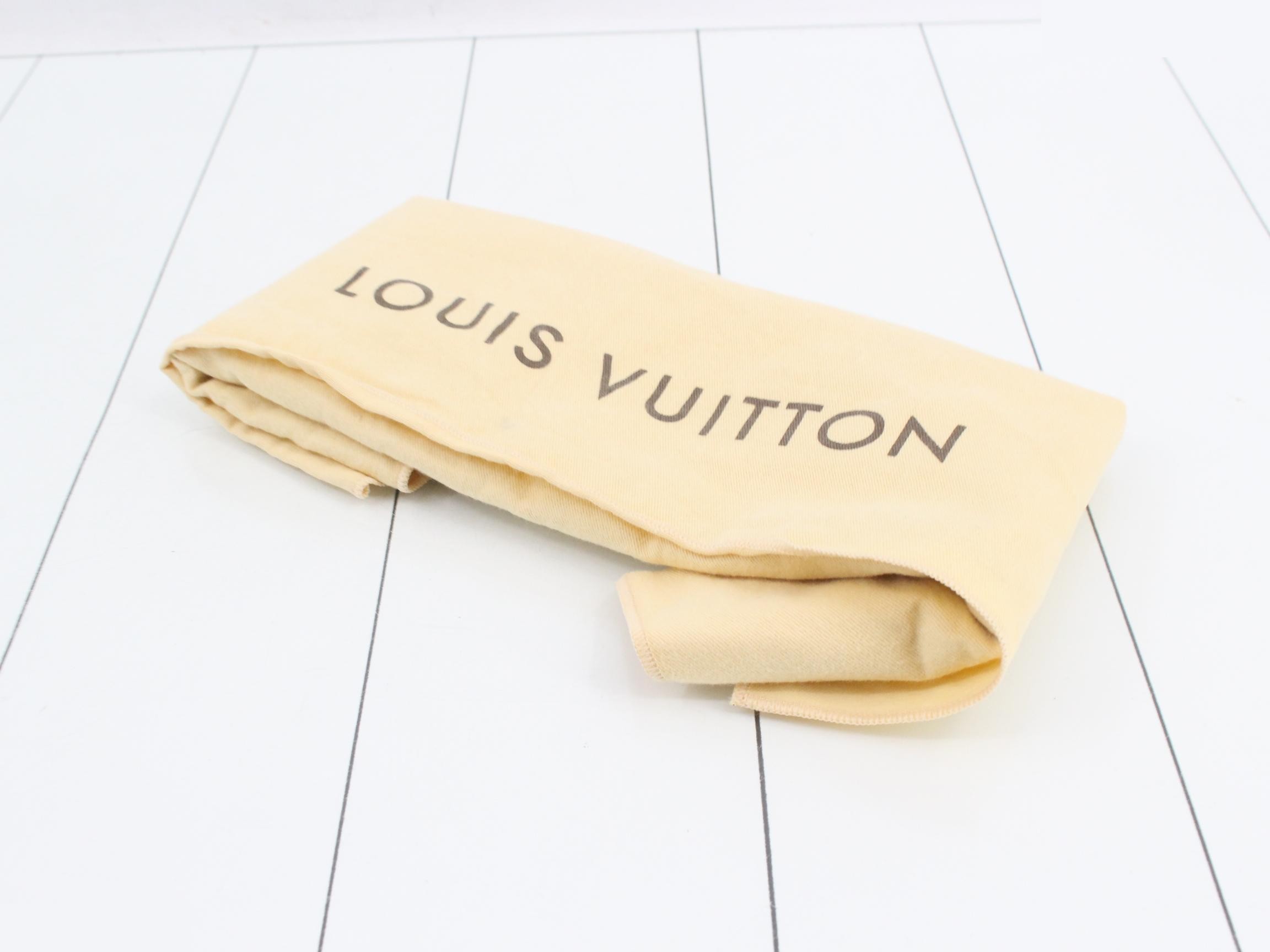 LV Monogram Batignolles — view 7