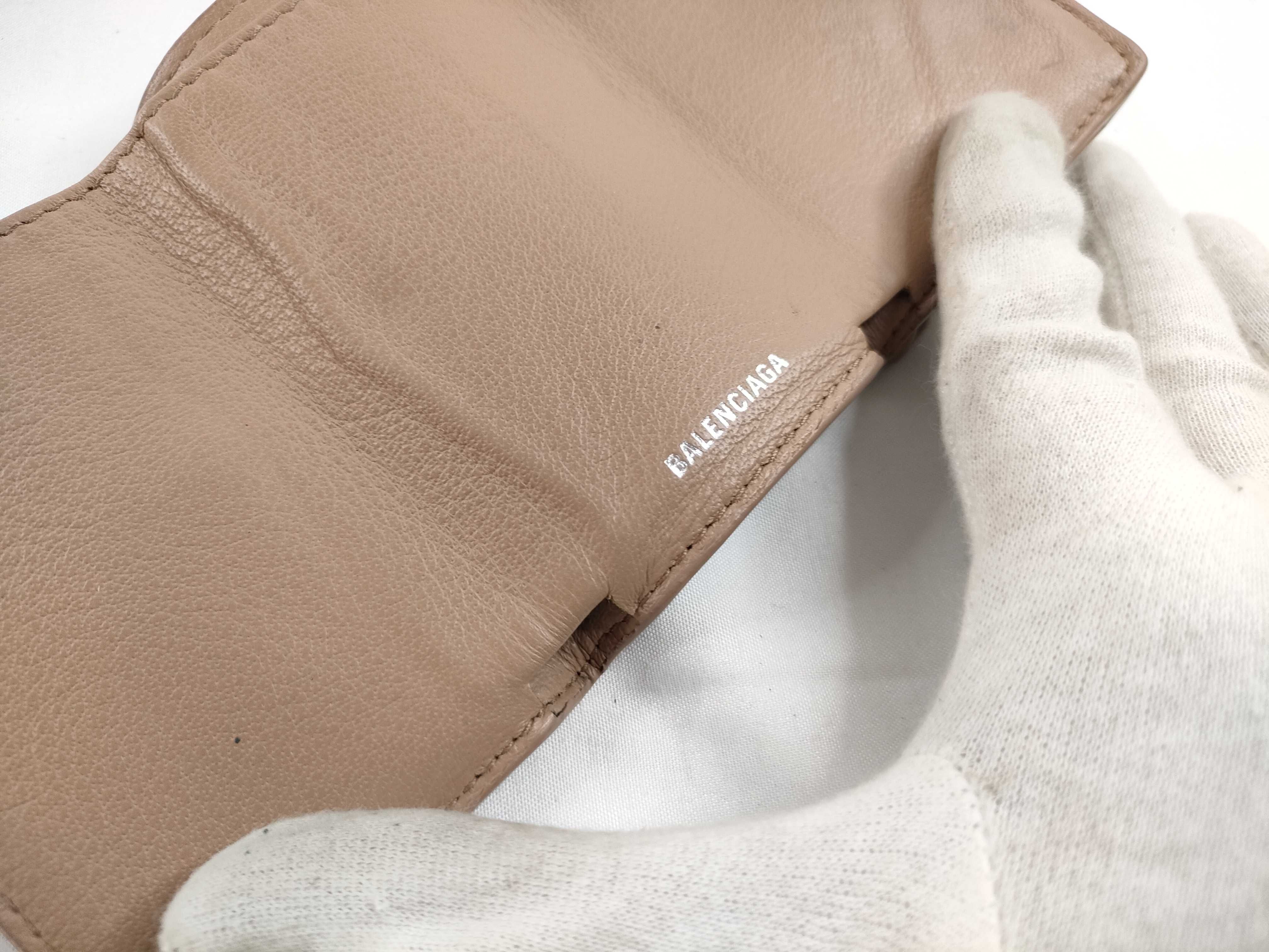 folding wallet, pink wallet — view 9