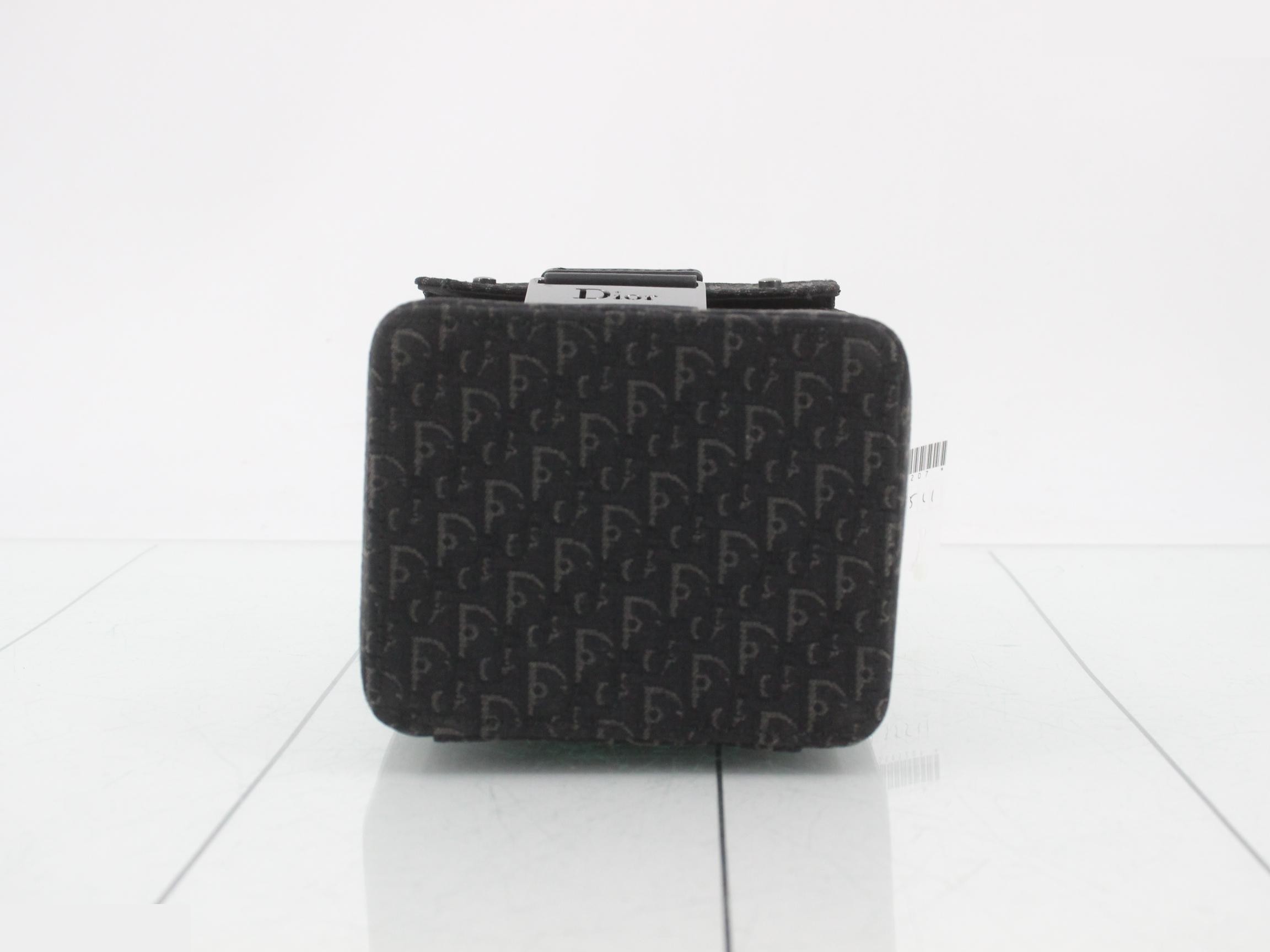 Trotter Street Chic Handbag — view 3