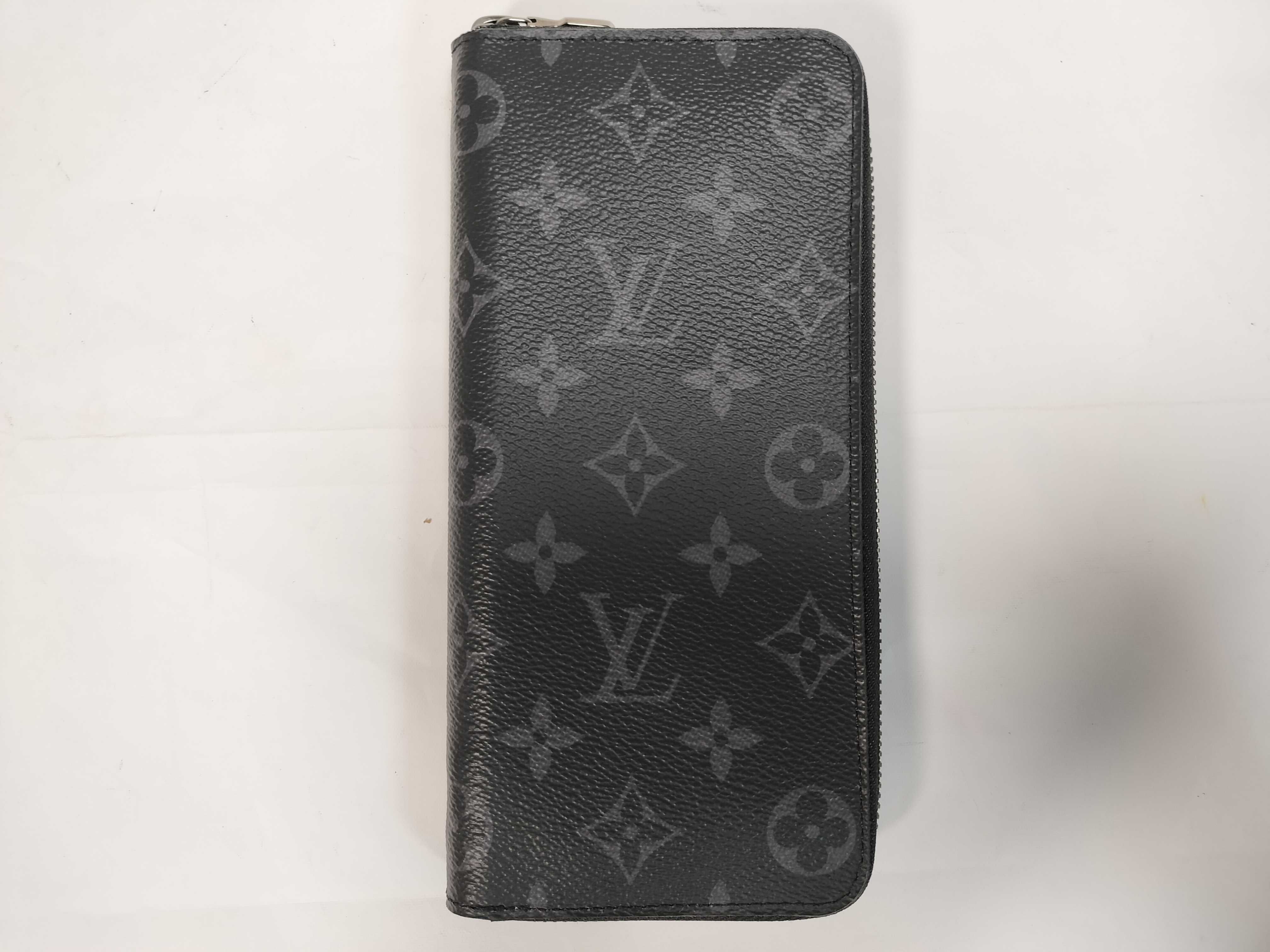 Vertical Eclipse Wallet
