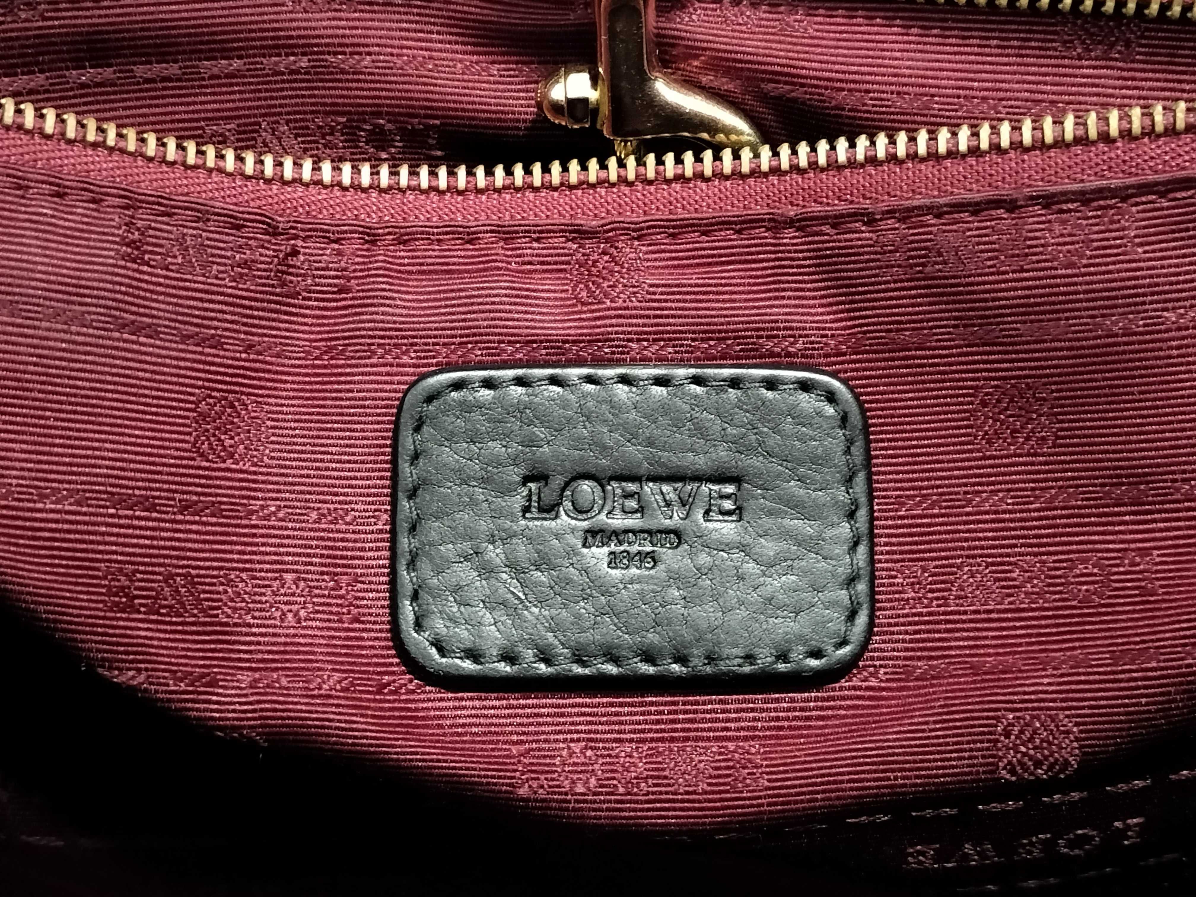 Heritage Leather Handbag, Black Tote Bag — view 11
