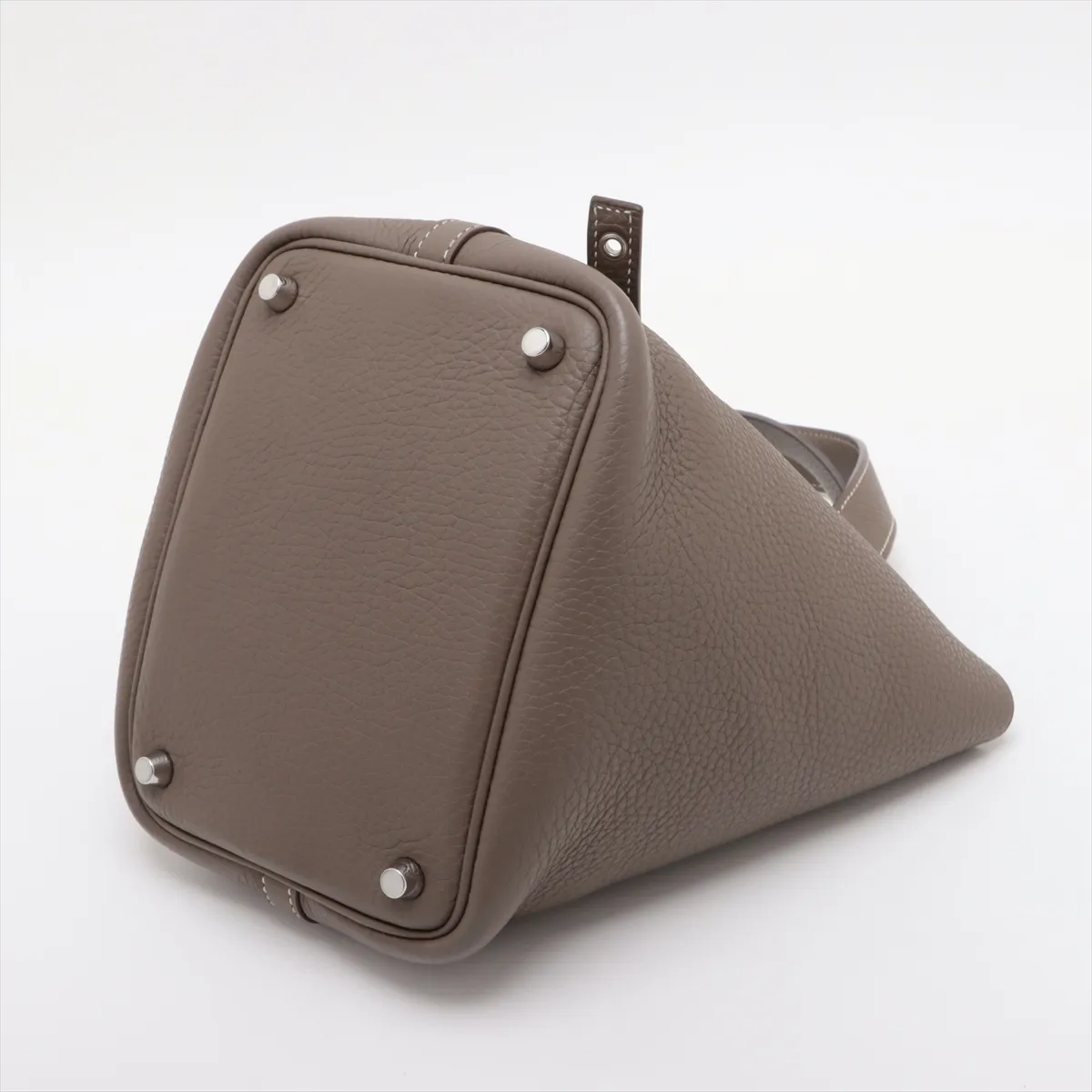 Picotin Lock 18 PM, Taurillon Clemence leather, Etoupe, silver hardware R: 2014 — view 3