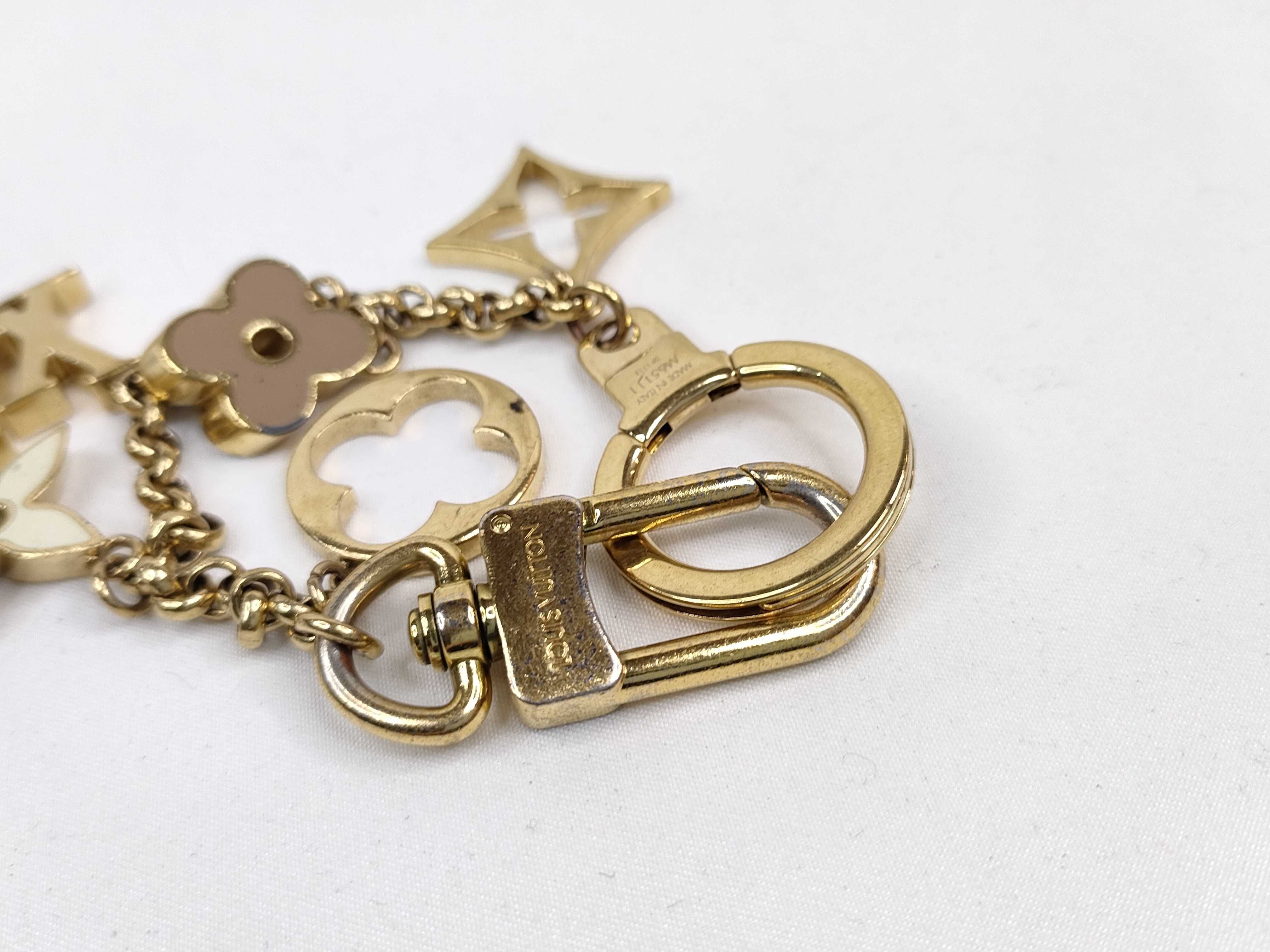 Monogram Louis Vuitton Fleur de Monogram Keychain Key Case — view 4