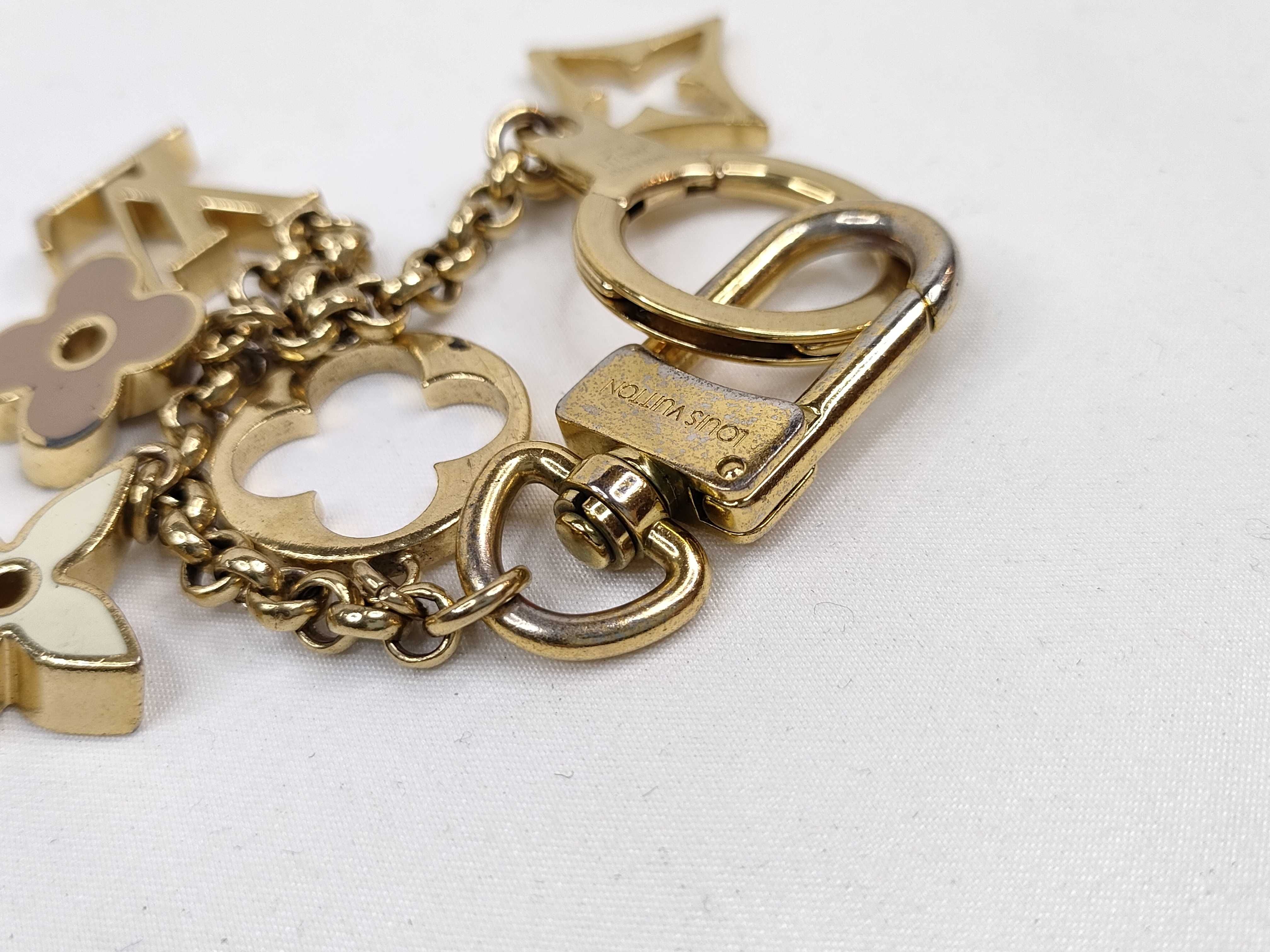 Monogram Louis Vuitton Fleur de Monogram Keychain Key Case — view 8