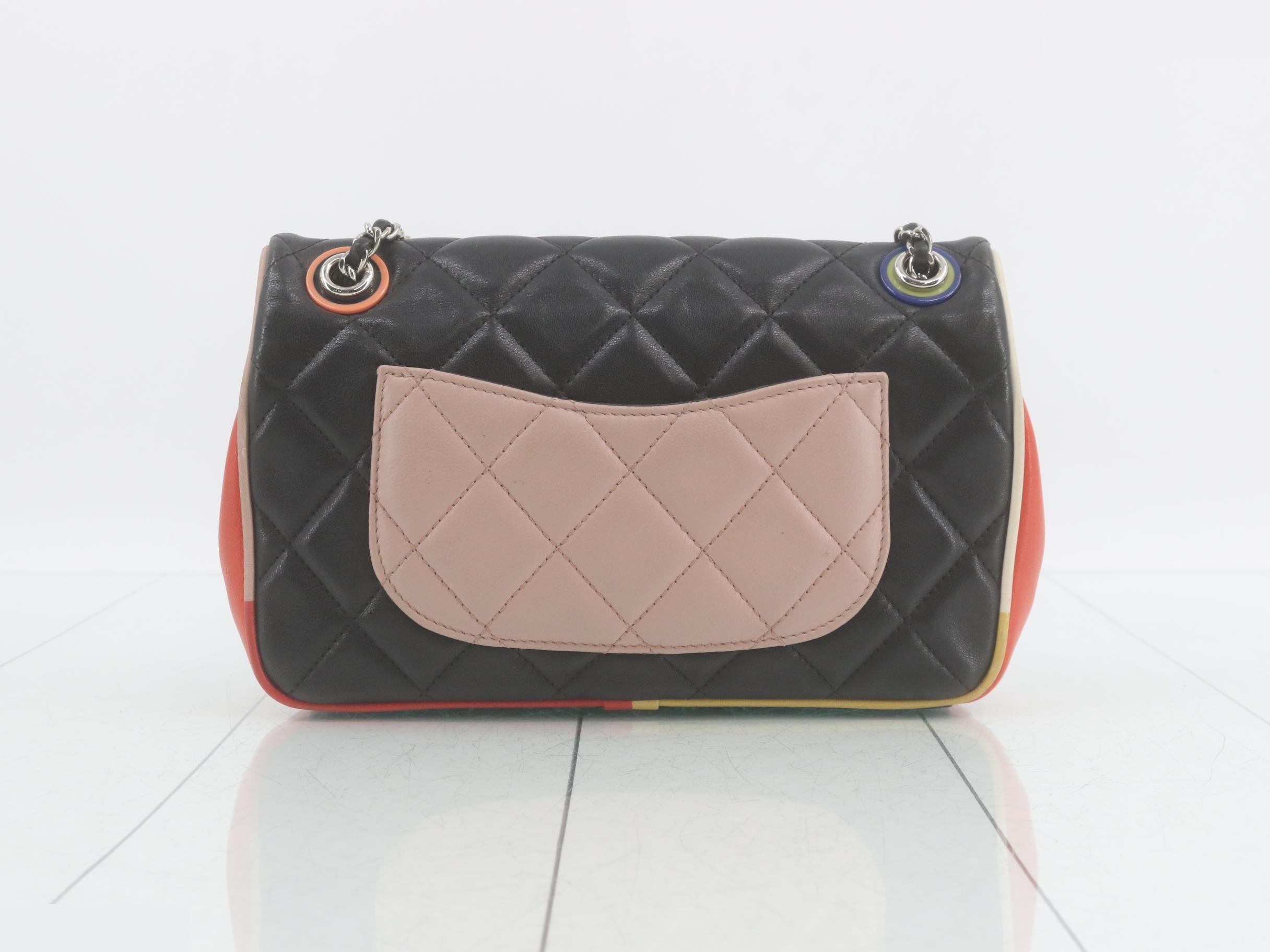 Matelassé (bag) - Shoulder bag — view 2
