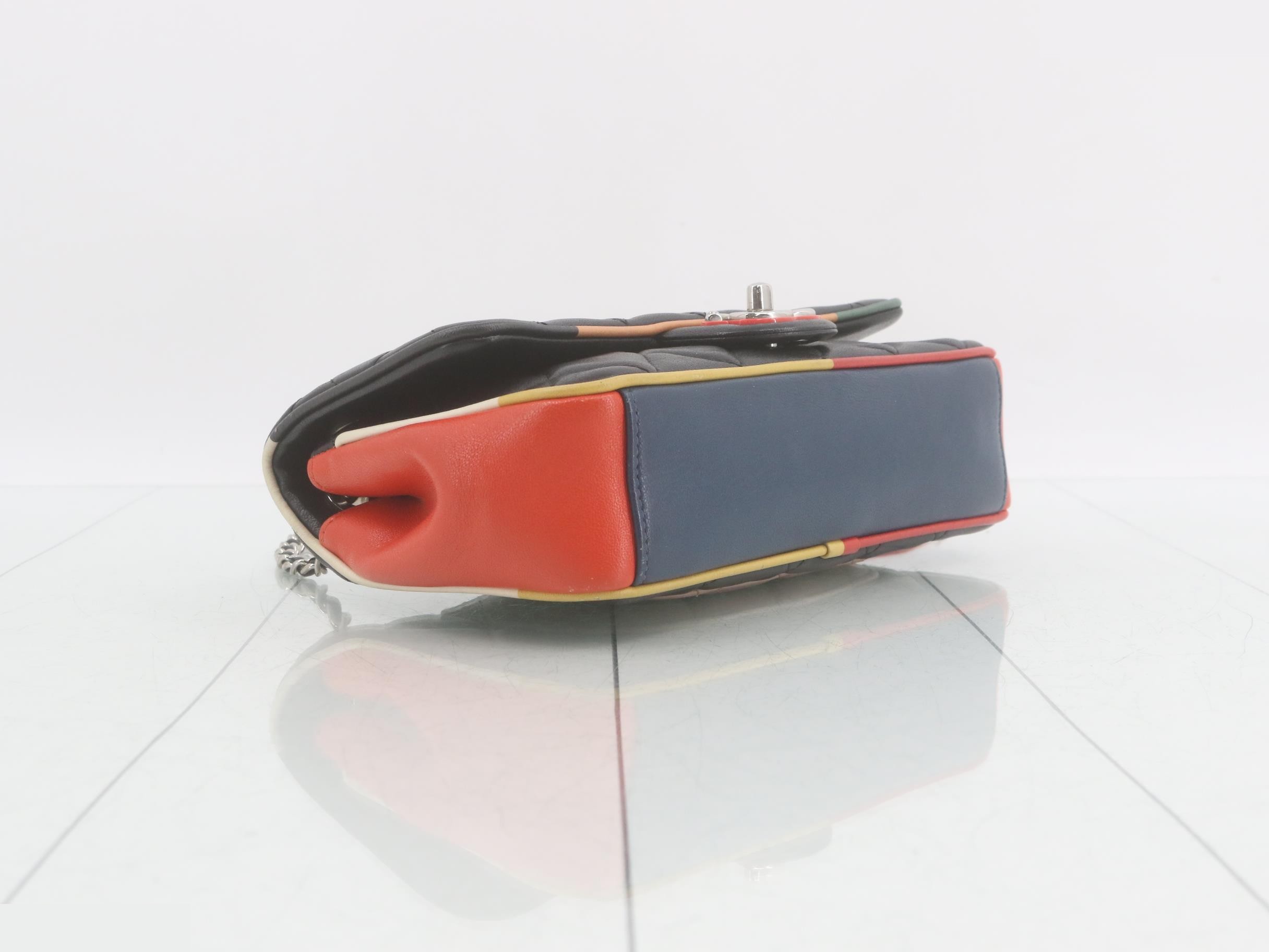 Matelassé (bag) - Shoulder bag — view 5