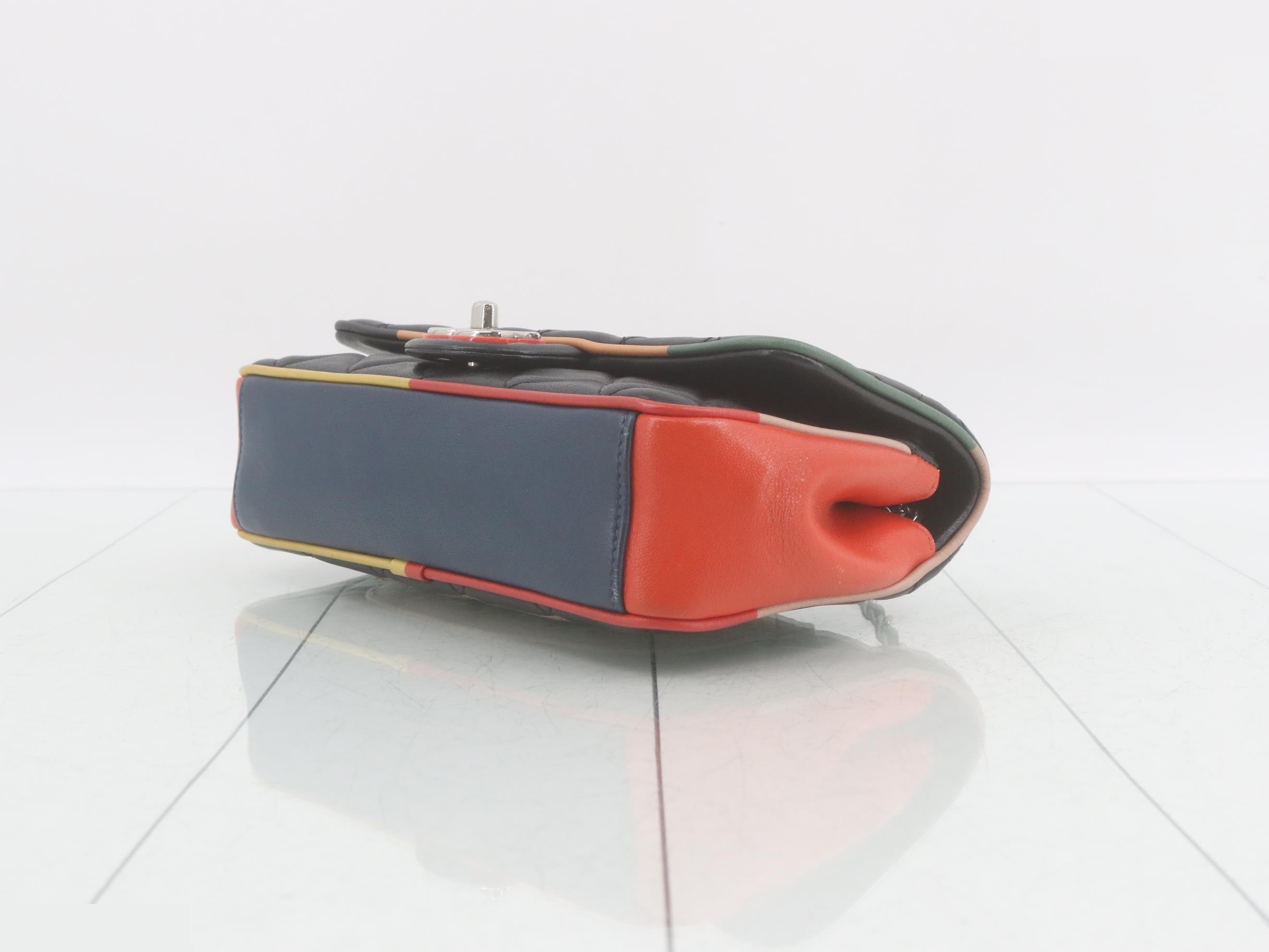 Matelassé (bag) - Shoulder bag — view 6
