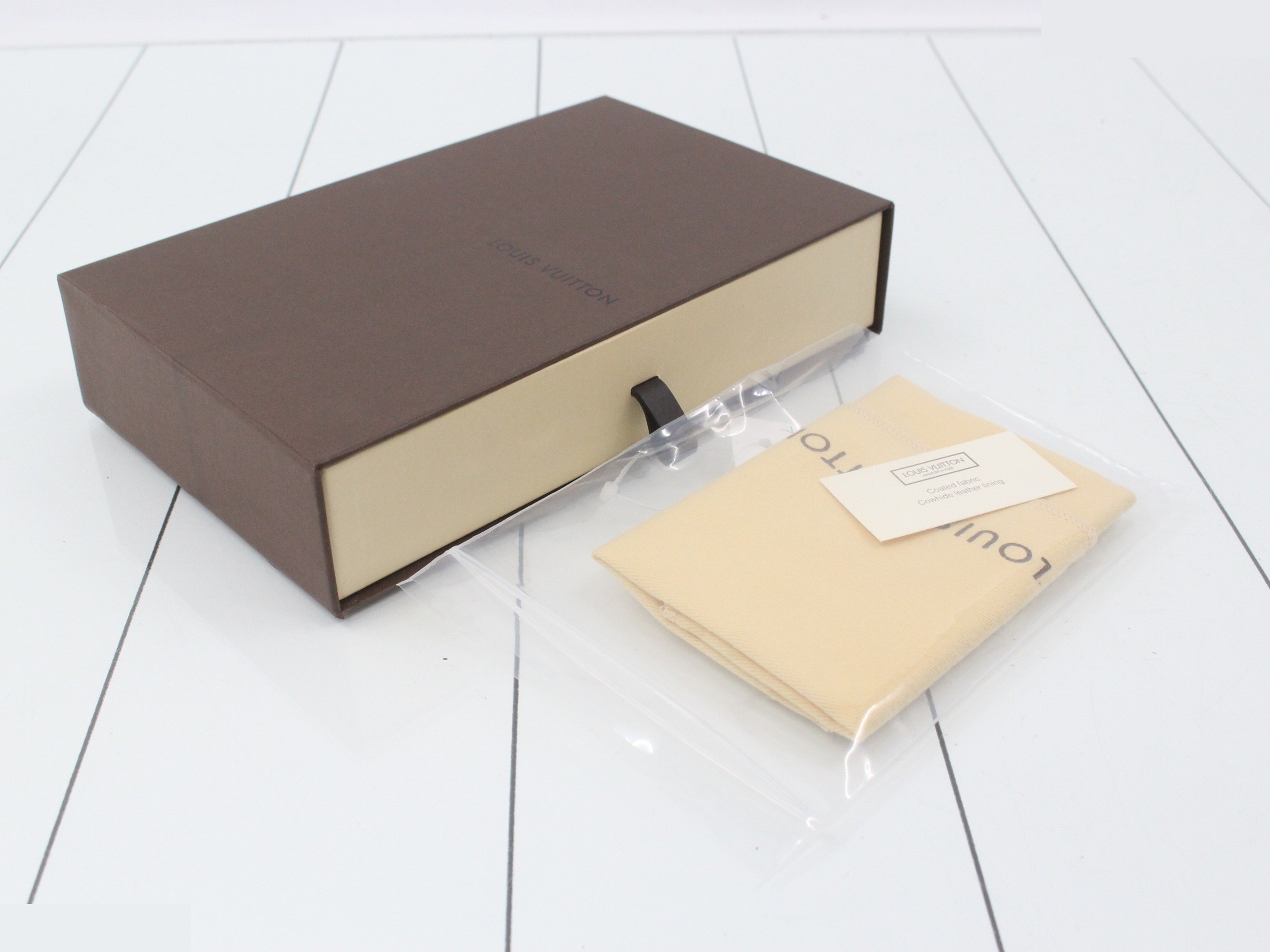 Monogram Zippy Wallet — view 5