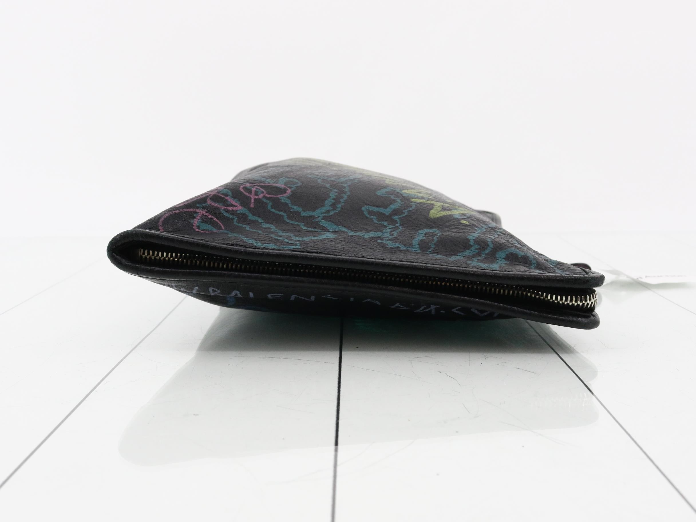 Other lines: Bags and pouches — view 3