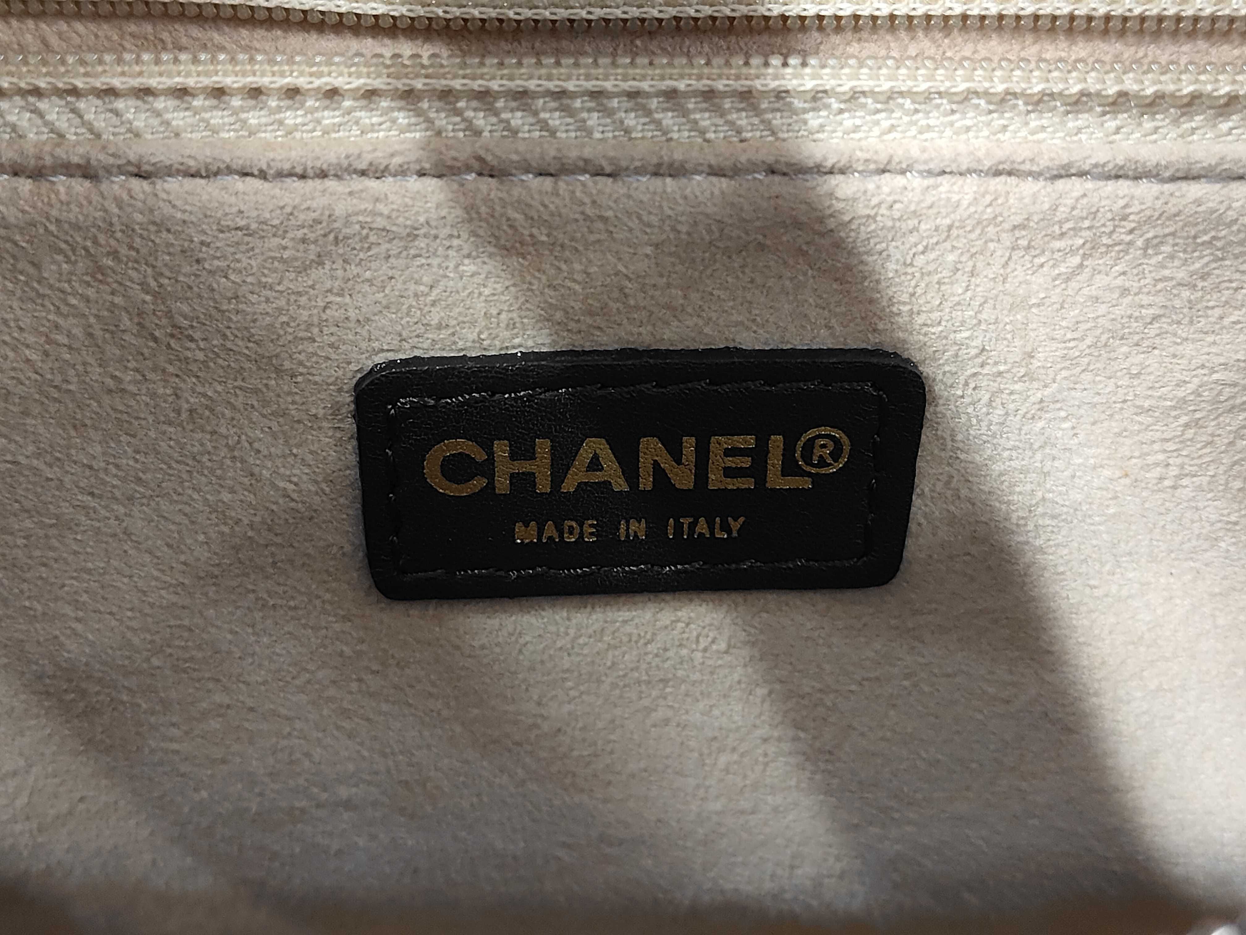 Coco Mark Chocolate Bar Enamel Handbag with Seal and Dust Bag — view 10
