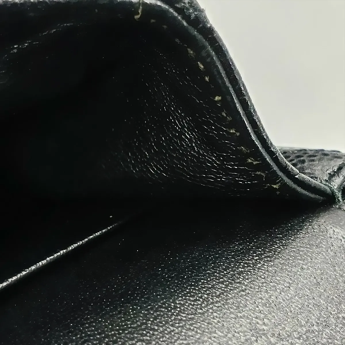 [Individually packaged] Chanel Matelassé 25 Caviar Skin Double Flap Double Chain Bag, Black with Silver Hardware, 14003476, Serial Number 14, A01112 — view 15