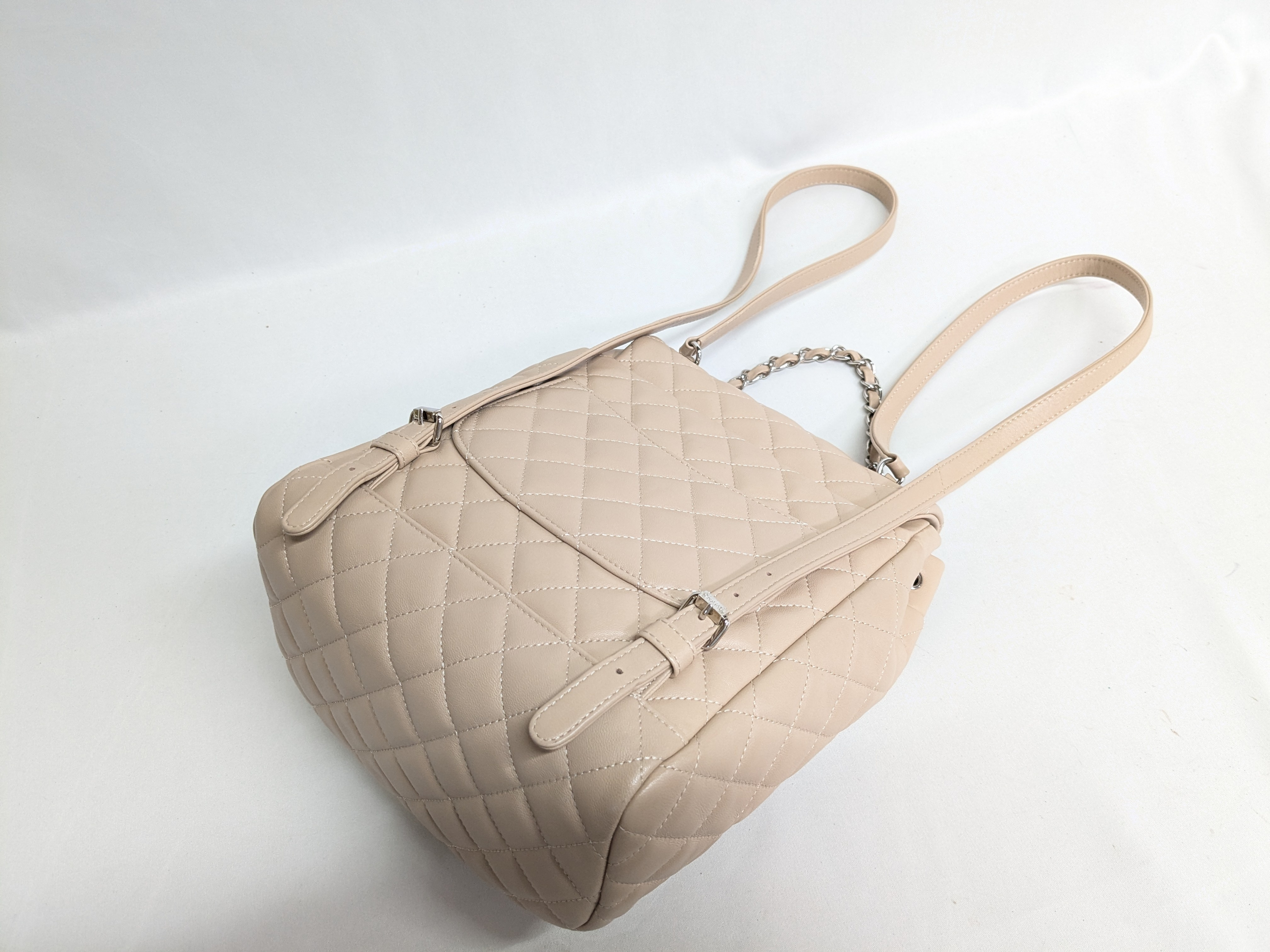 Lambskin Matelassé Backpack with Seal and Guarantee Card (Item No. 22277421) — view 5