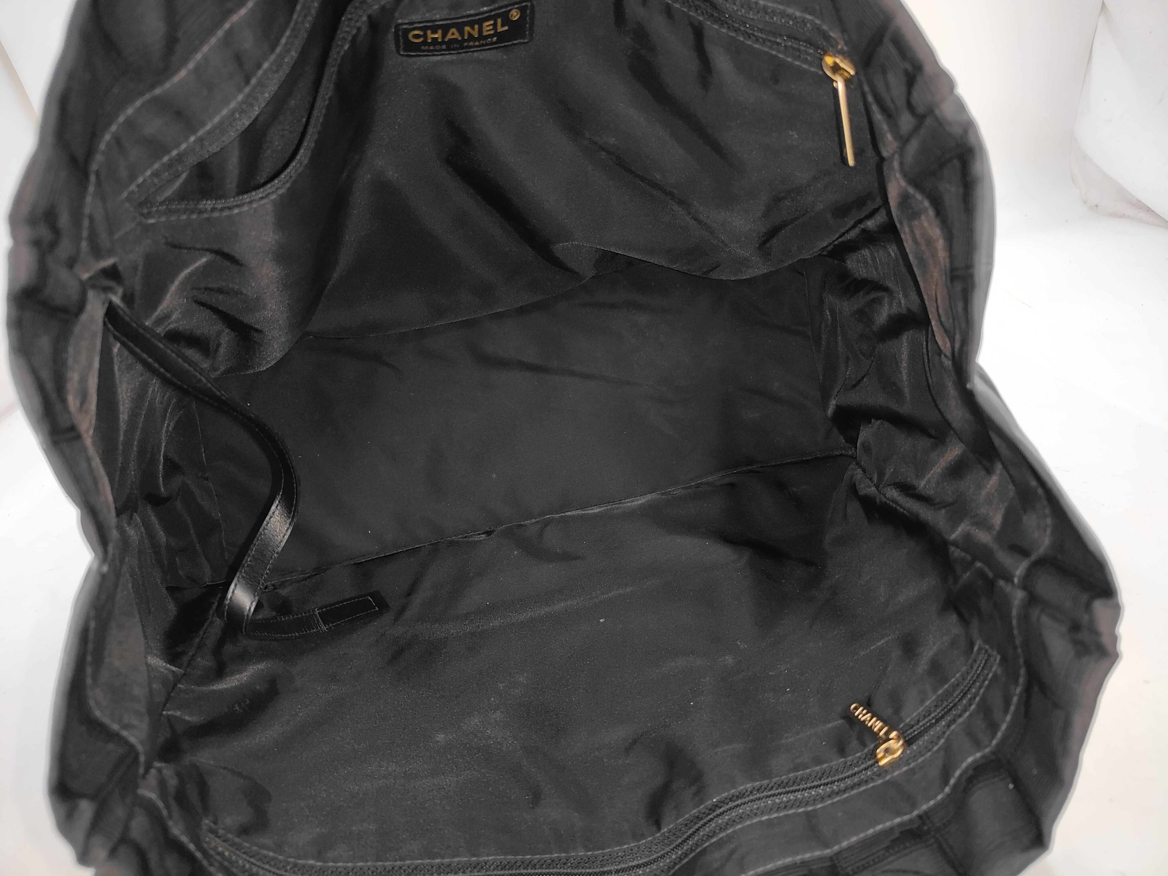 New Travel Tote Bag, Black, Series 8, Item Number 8375371 — view 8