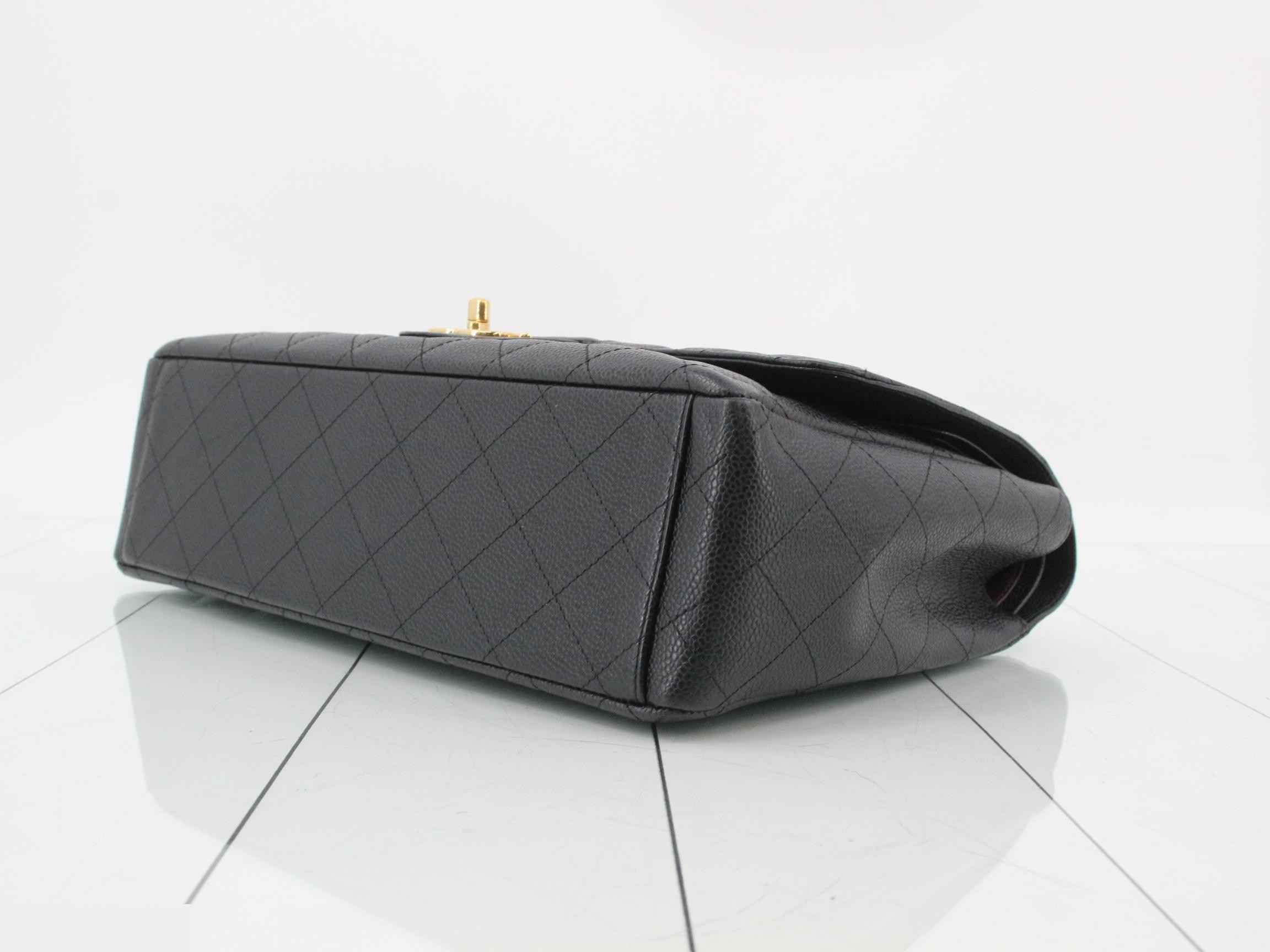 Caviar Skin Matelassé 34 Maxi Double Flap, No. 15 — view 6