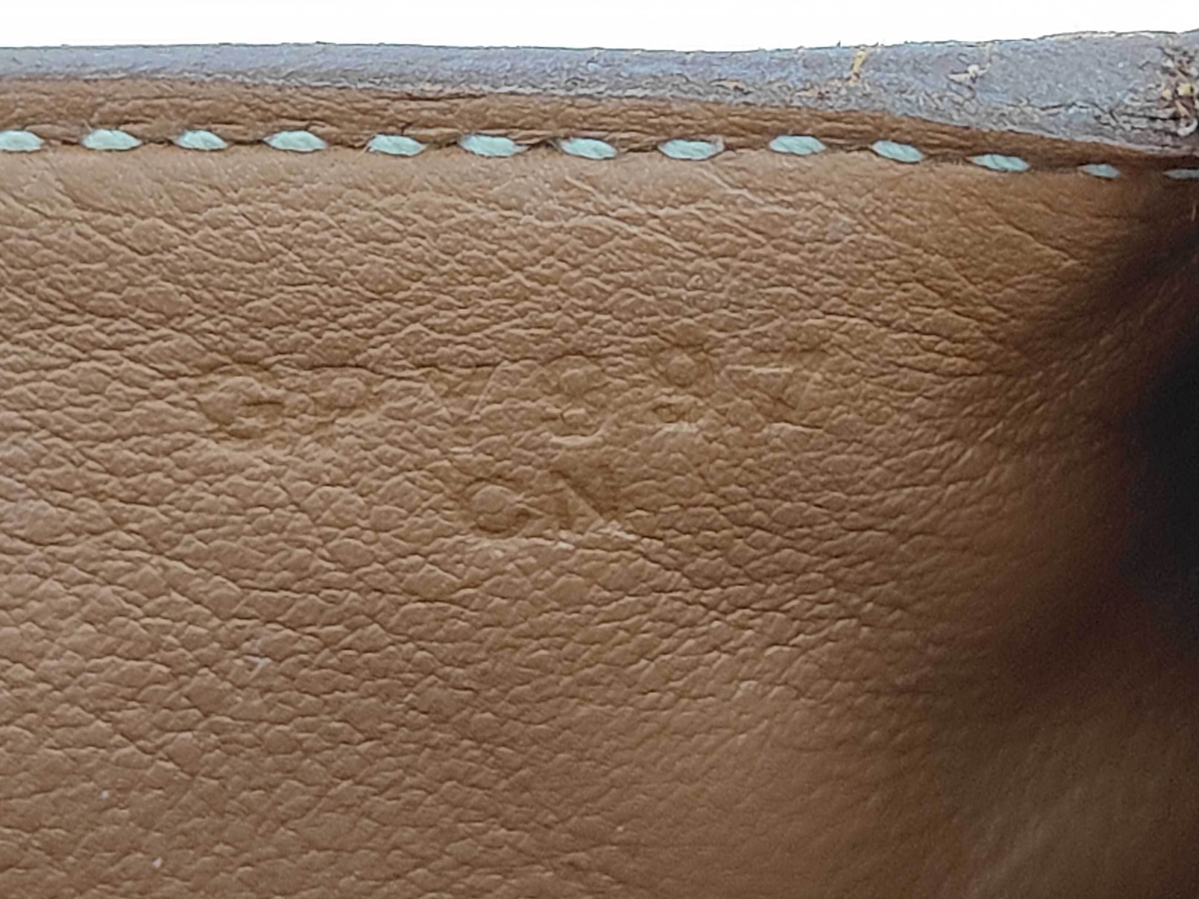 Lindy Mini G stamp Taurillon leather gold hardware handbag — view 10