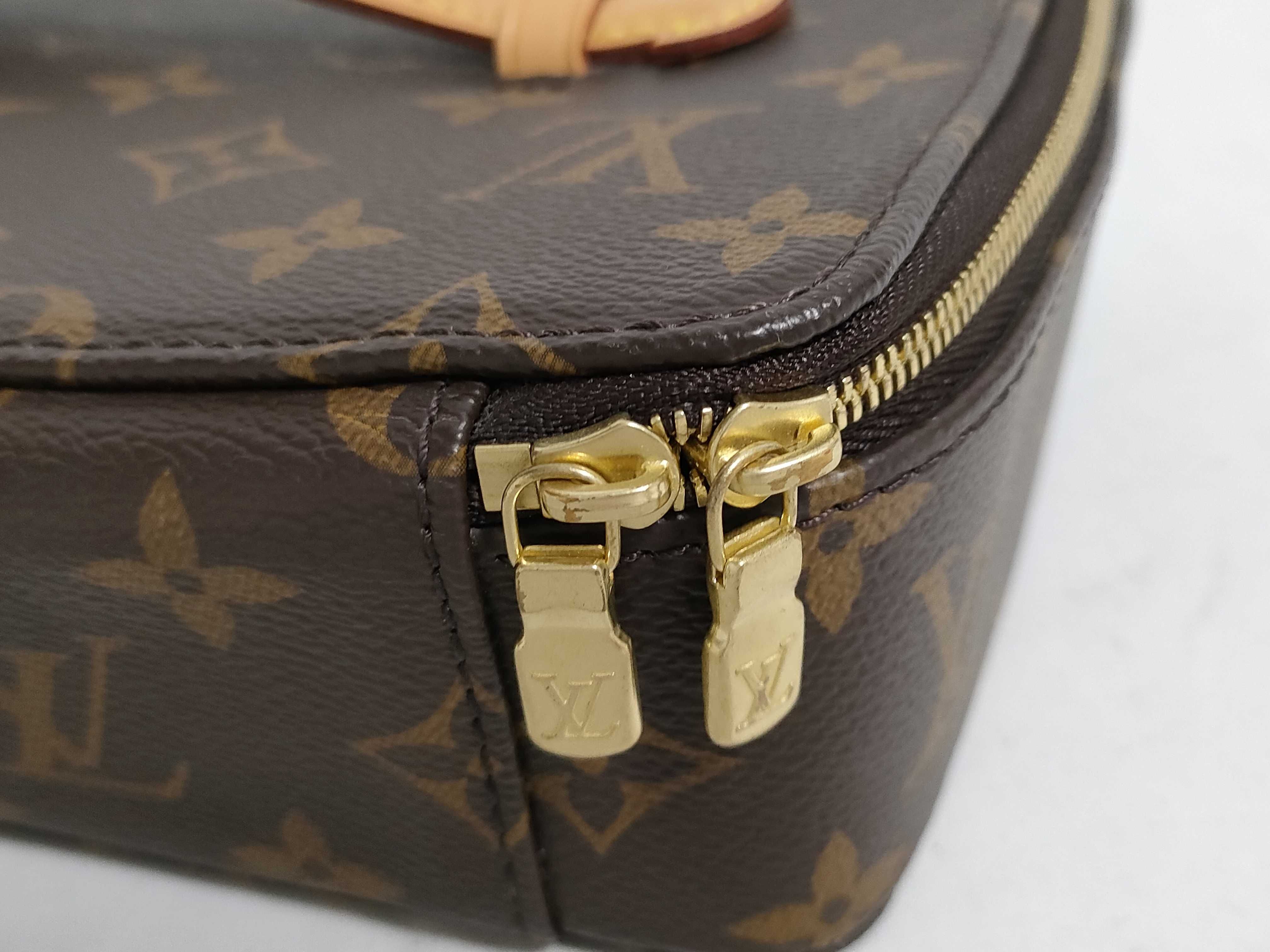 Monogram DU- Monogram Nice Toiletry Pouch PM M43449 Brown Serial Unknown Vanity Bag — view 8