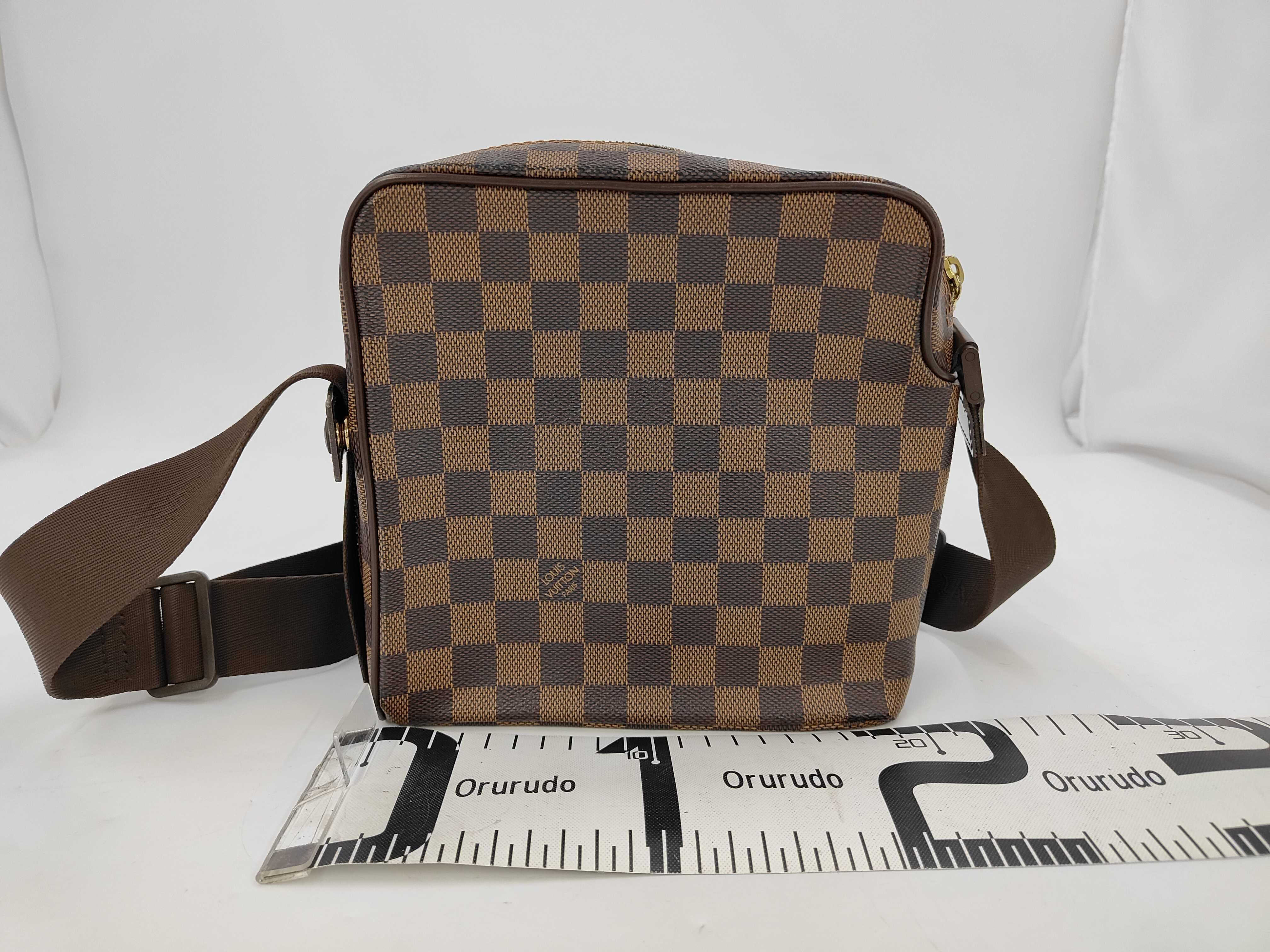 LV Shoulder Bag — view 2