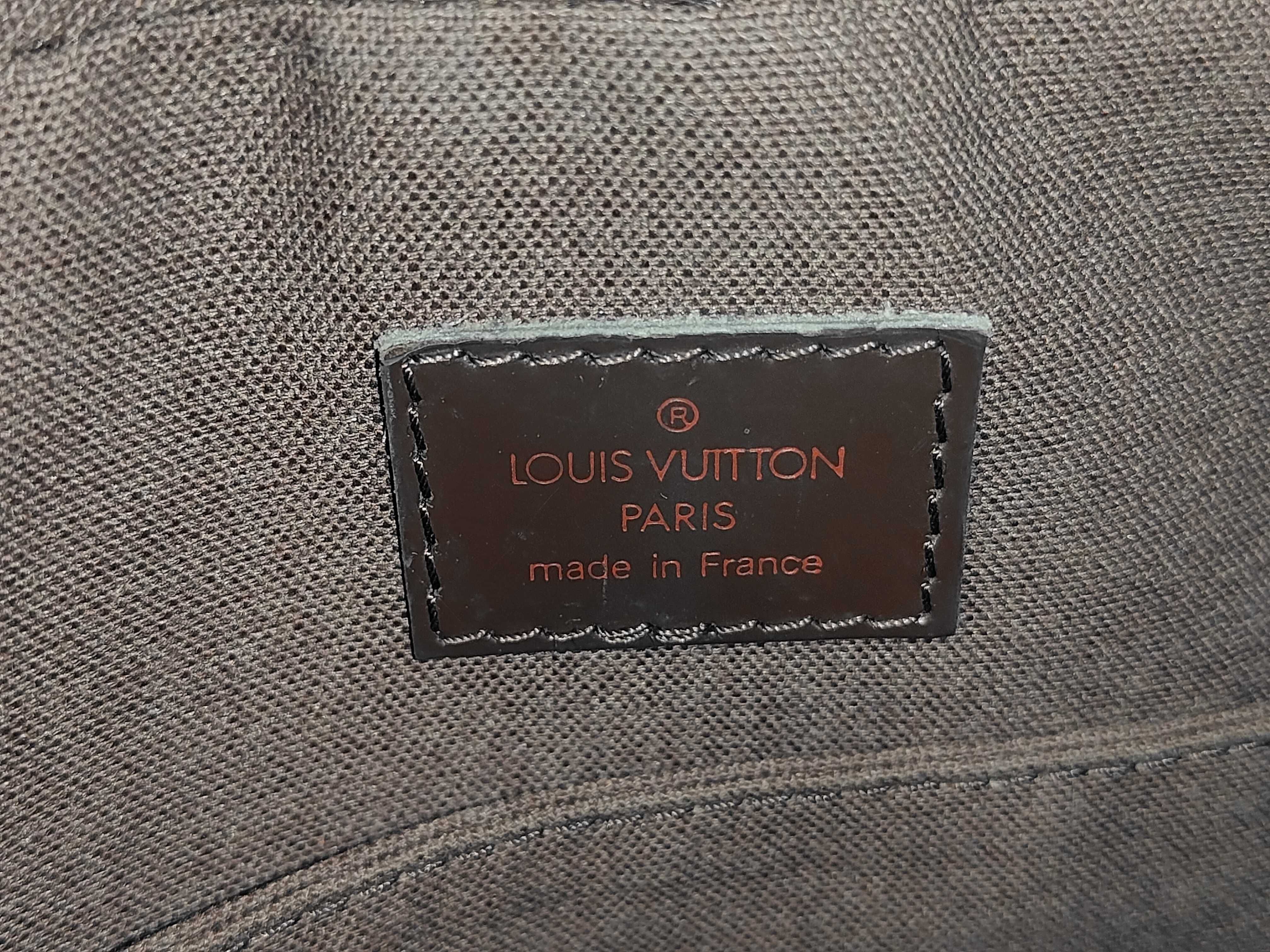LV Shoulder Bag — view 10
