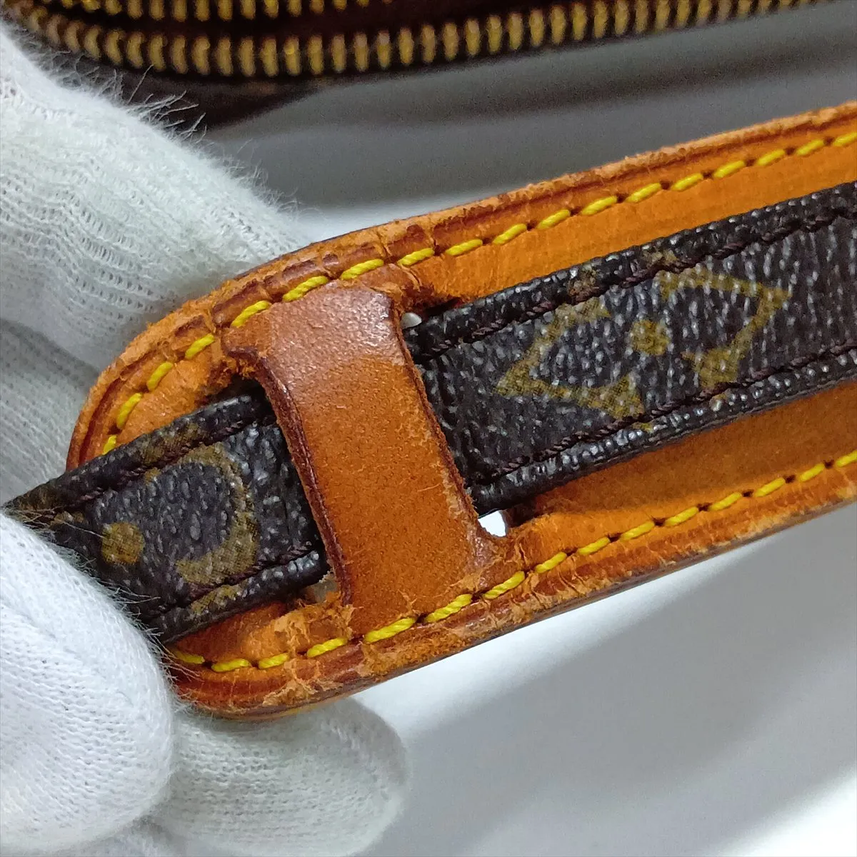 Monogram Pochette Marly Bandoulière M51828 SL0997 Brown, Natural Leather, Various parts repaired by aftermarket parts. — view 8