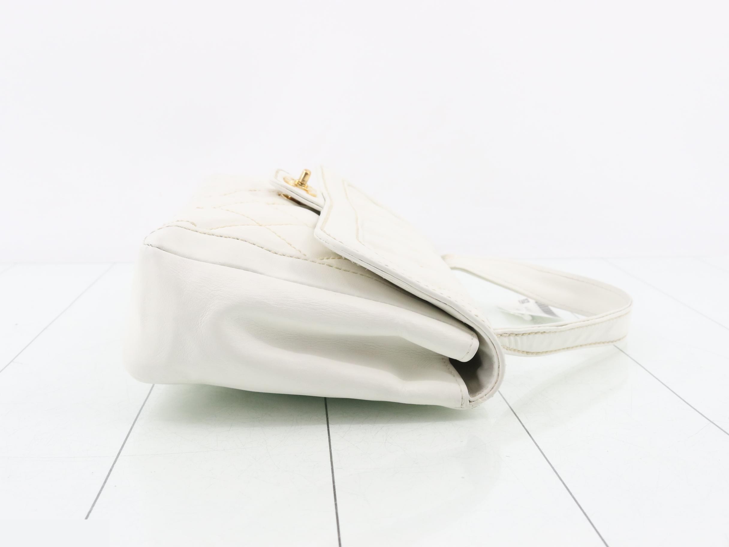 Wild Stitch Lamb Handbag Seal — view 3