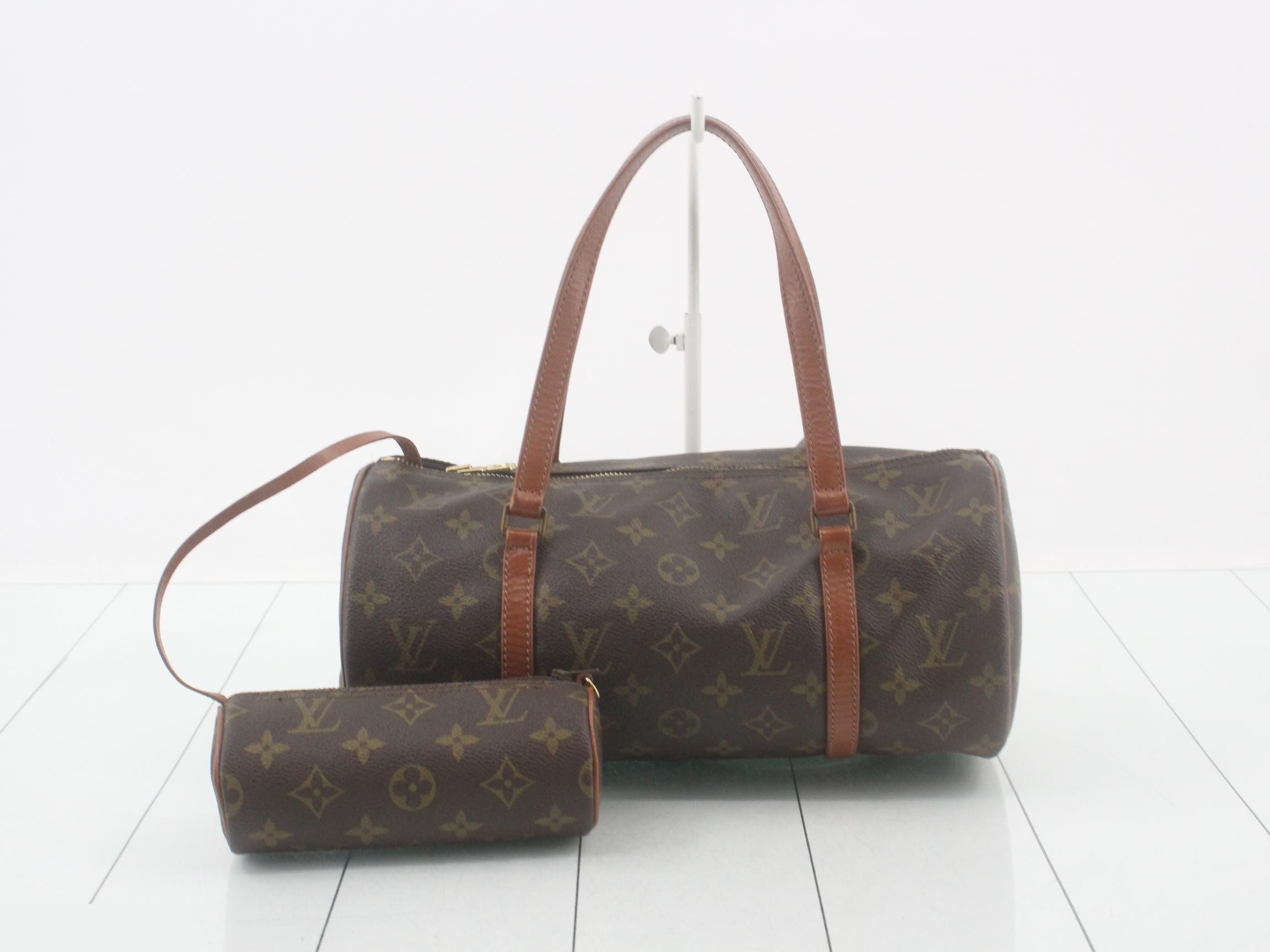 Papillon 30 with pouch