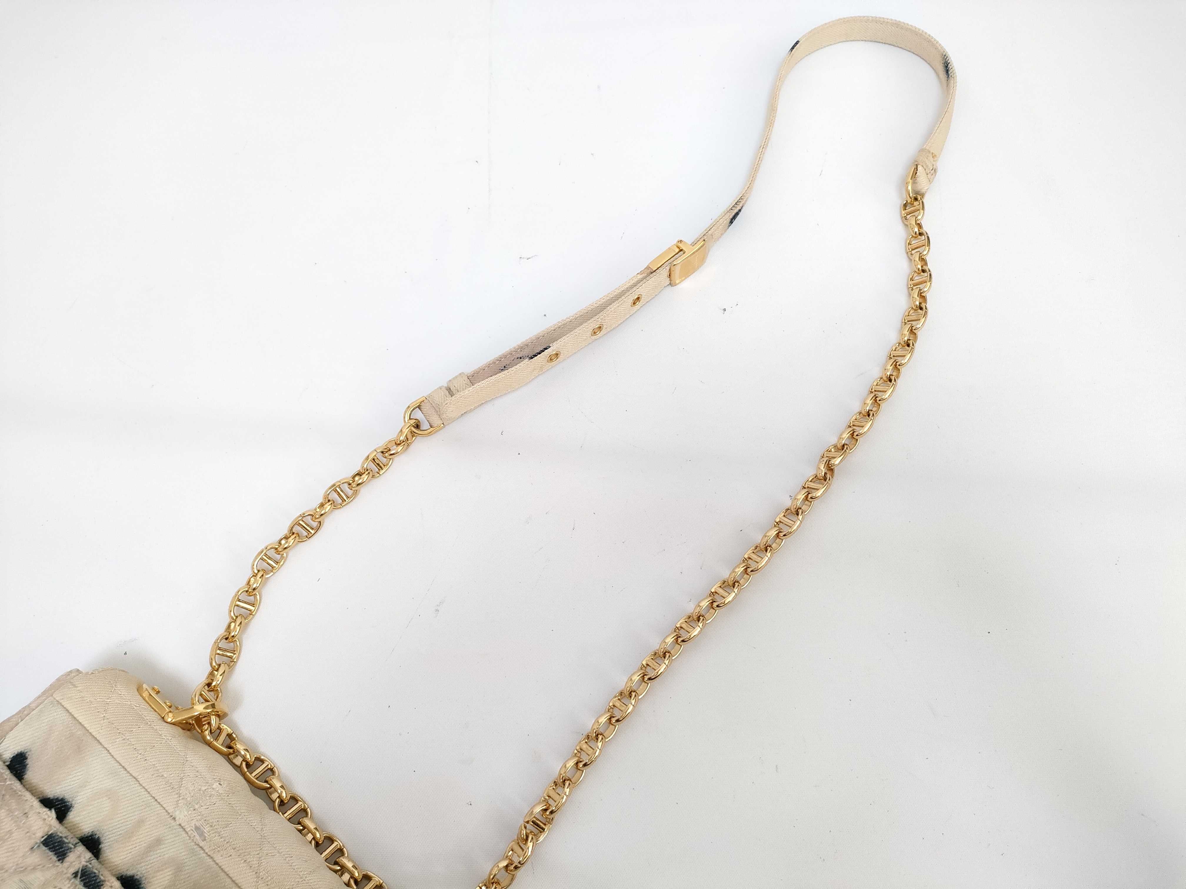 Crao Chain Bag Shoulder Bag — view 6