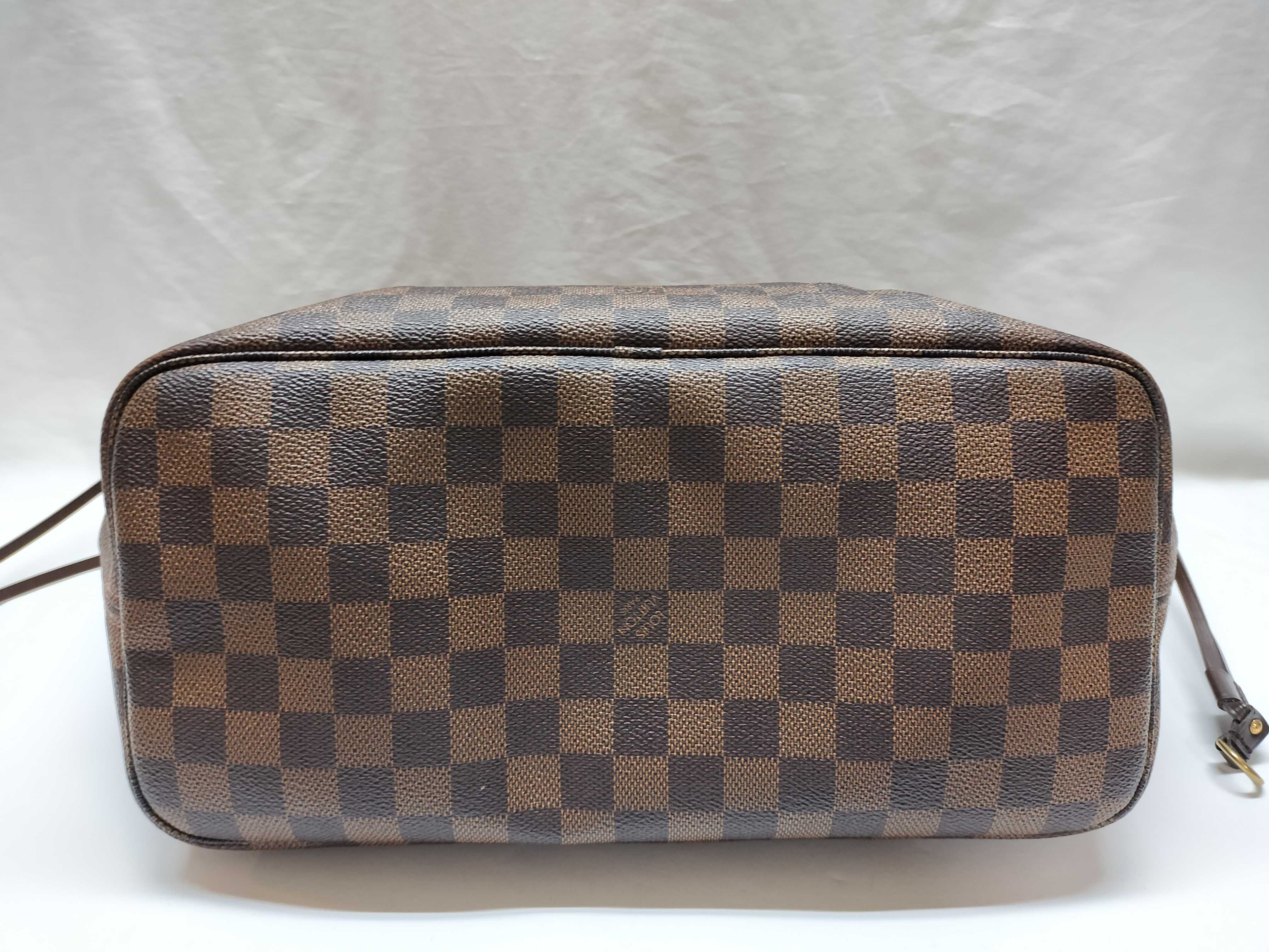Damier Ebene N41358 Neverfull MM Tote Bag — view 3