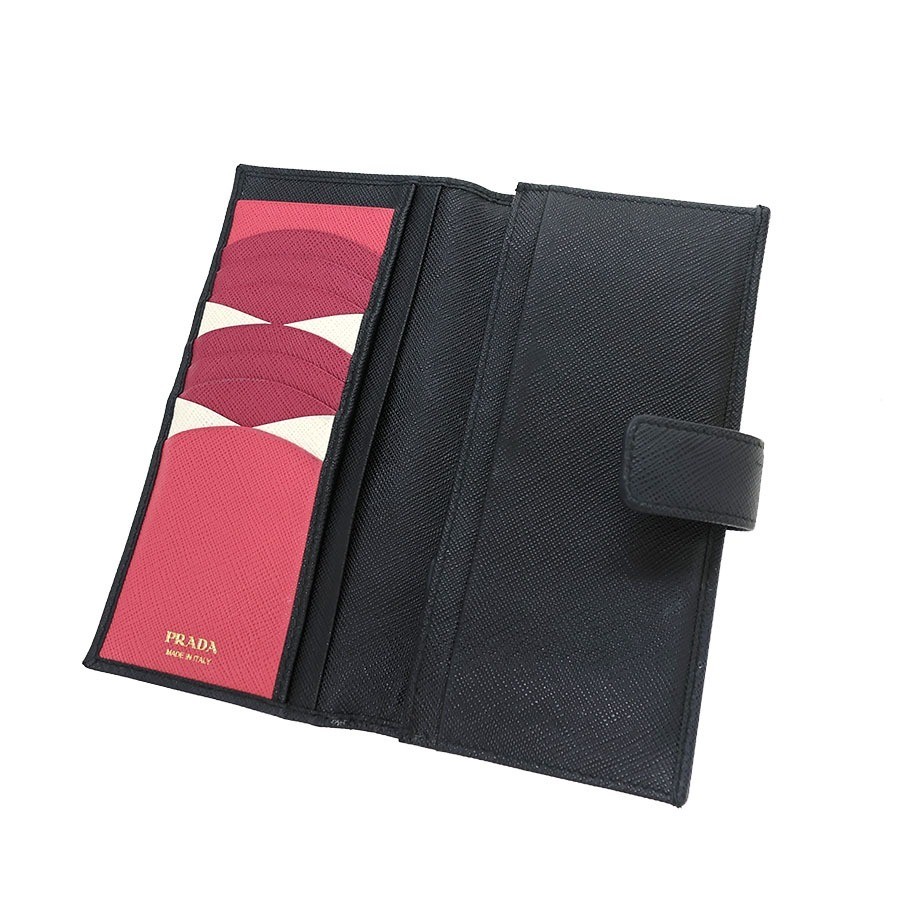 Other lines: Bags and Wallets — view 2