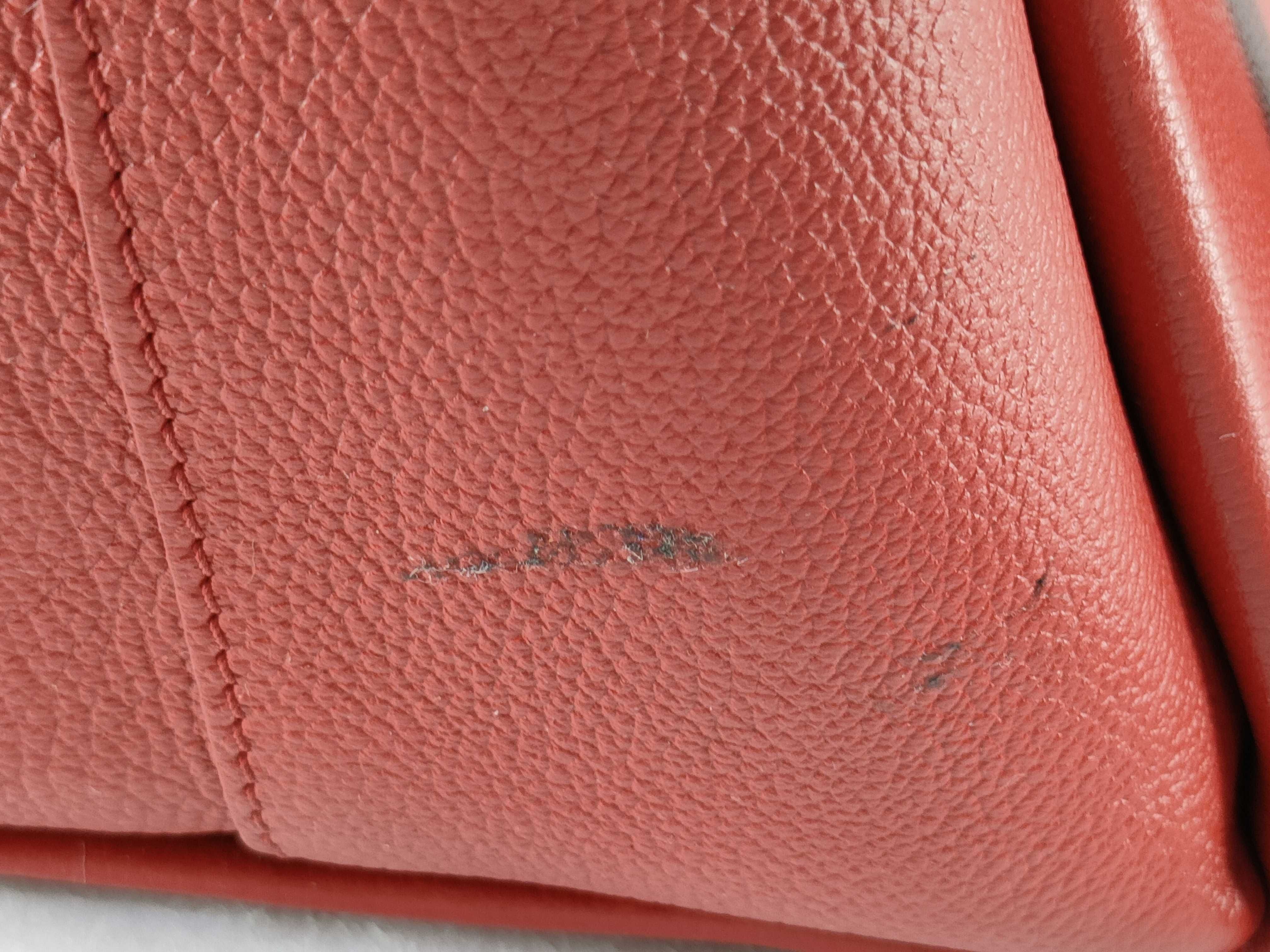 Lockme 2-Way Handbag — view 14