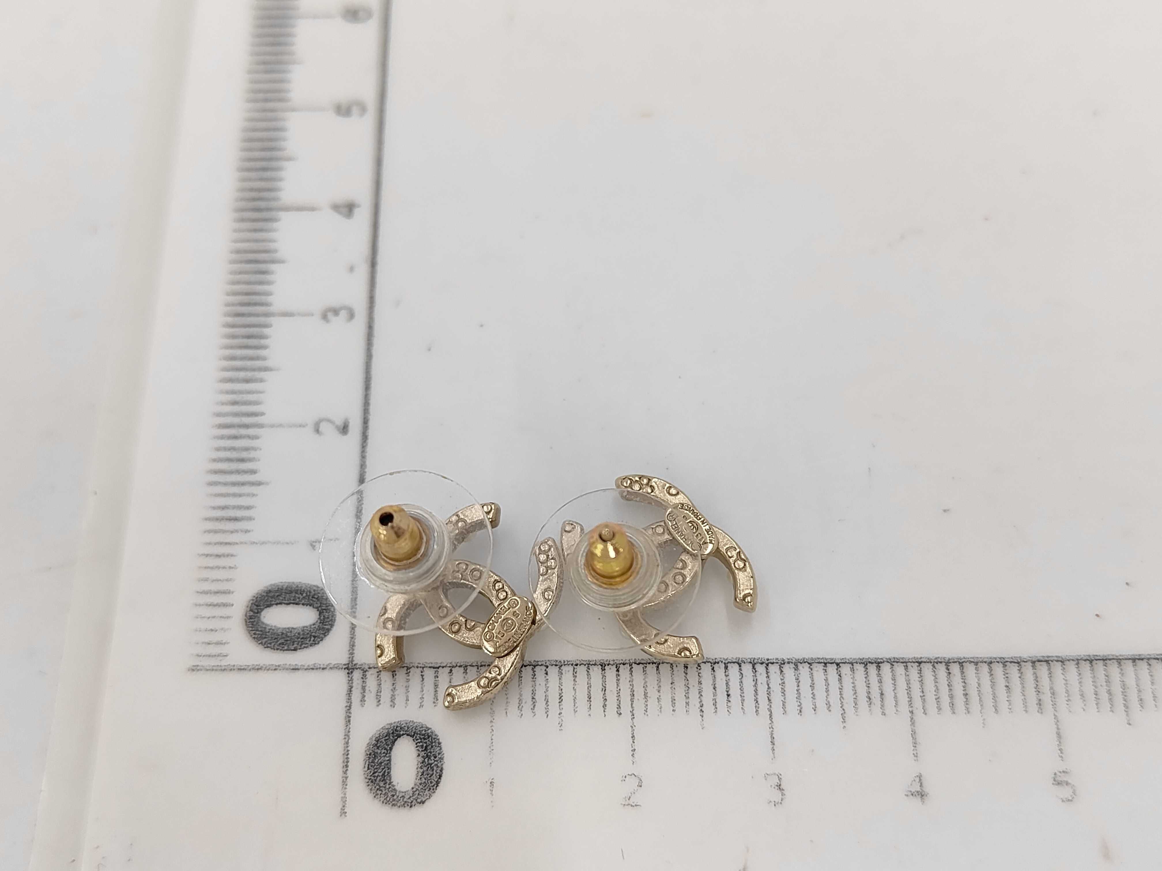 earrings — view 7