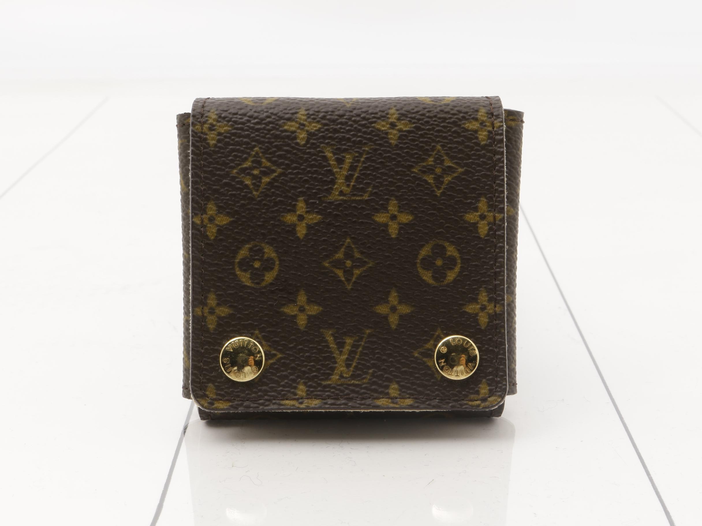 Jewelry case