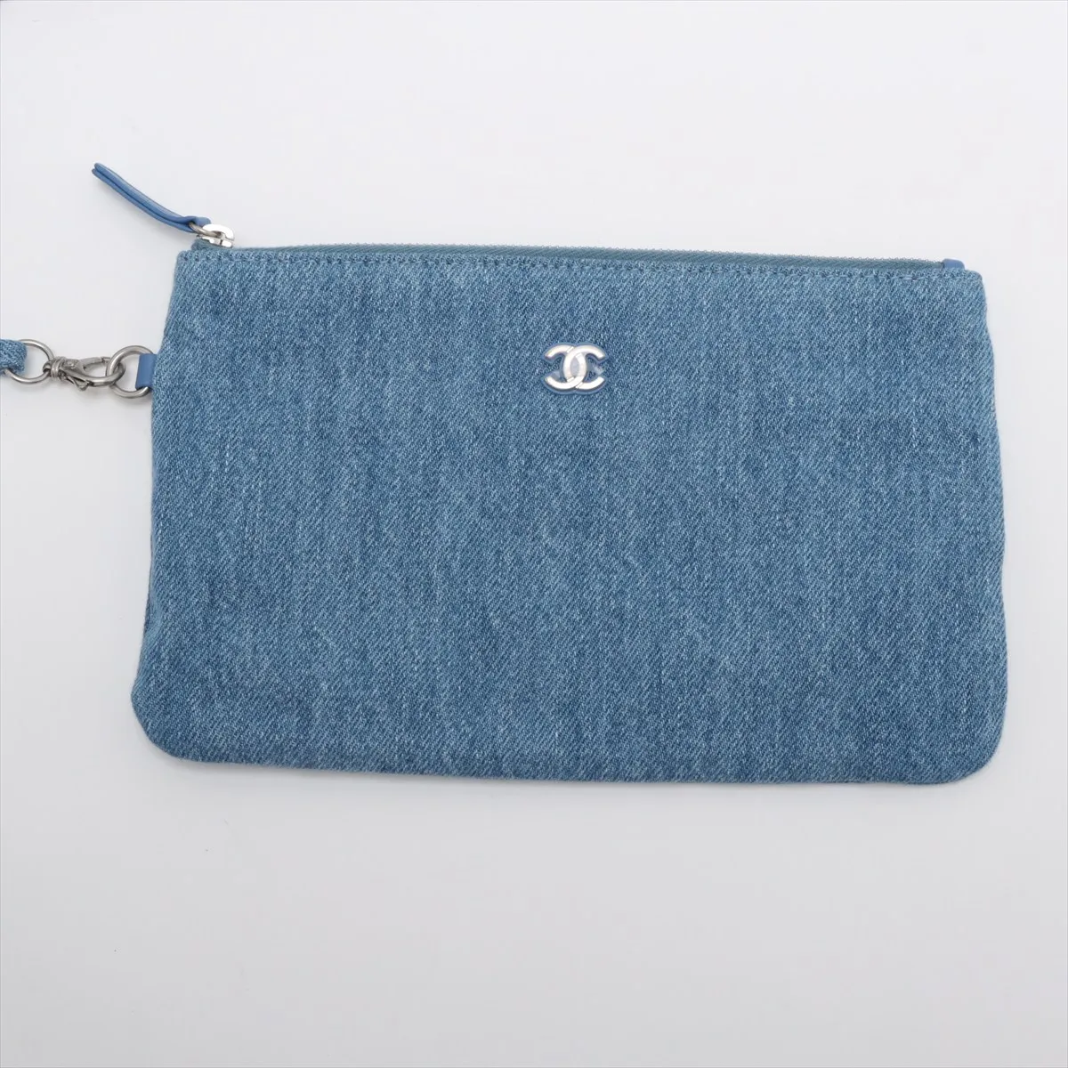 22 Denim x Sequins Chain Shoulder Bag Blue Gunmetal Hardware U3LXN741 Random Plate Decorative AS3261 — view 11