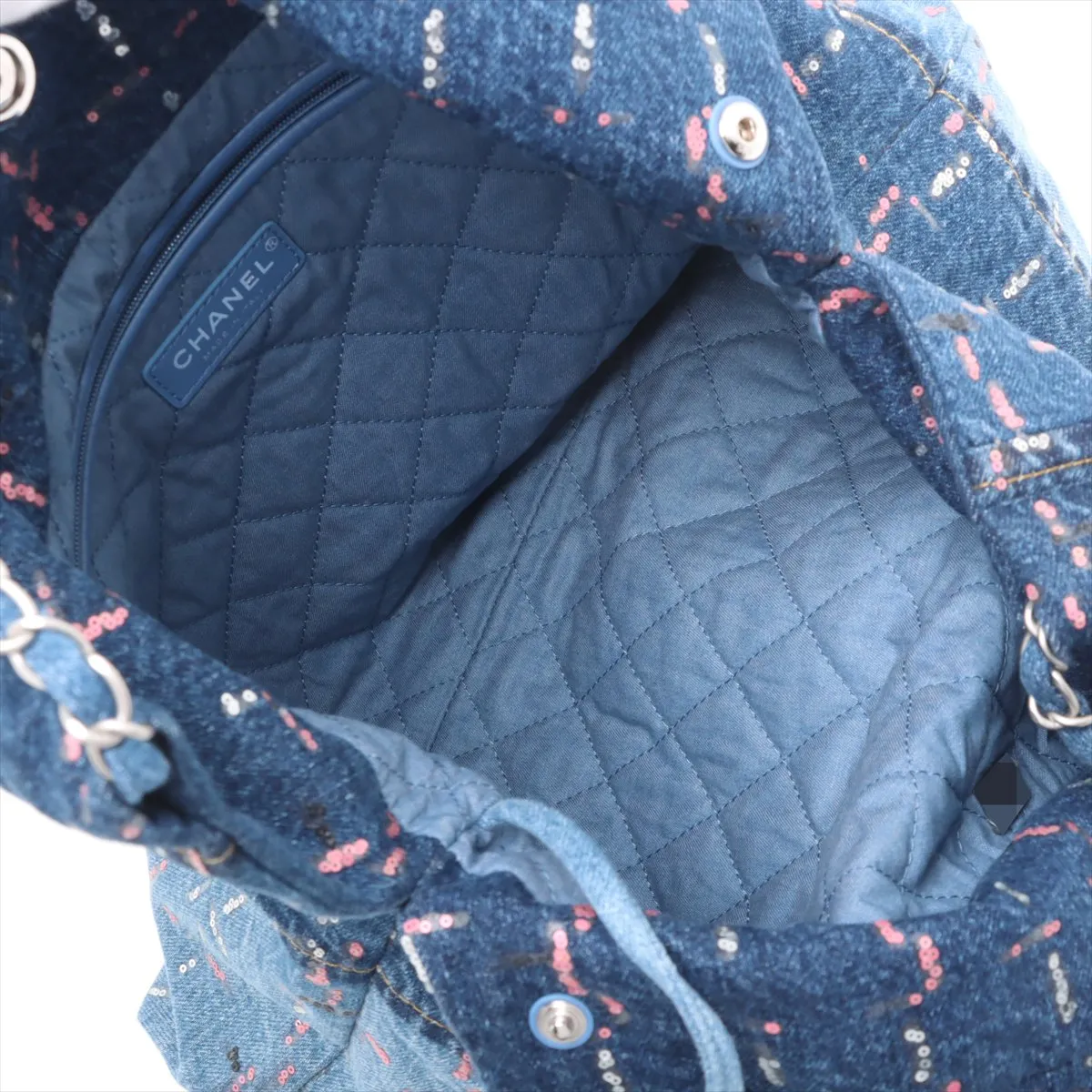 22 Denim x Sequins Chain Shoulder Bag Blue Gunmetal Hardware U3LXN741 Random Plate Decorative AS3261 — view 7