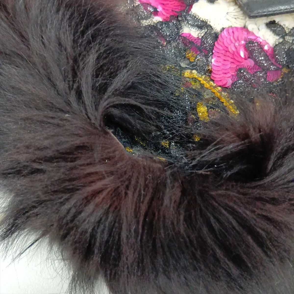 Monster Mamma Bucket Sequin x Fur x Leather Shoulder Bag Multicolor — view 10