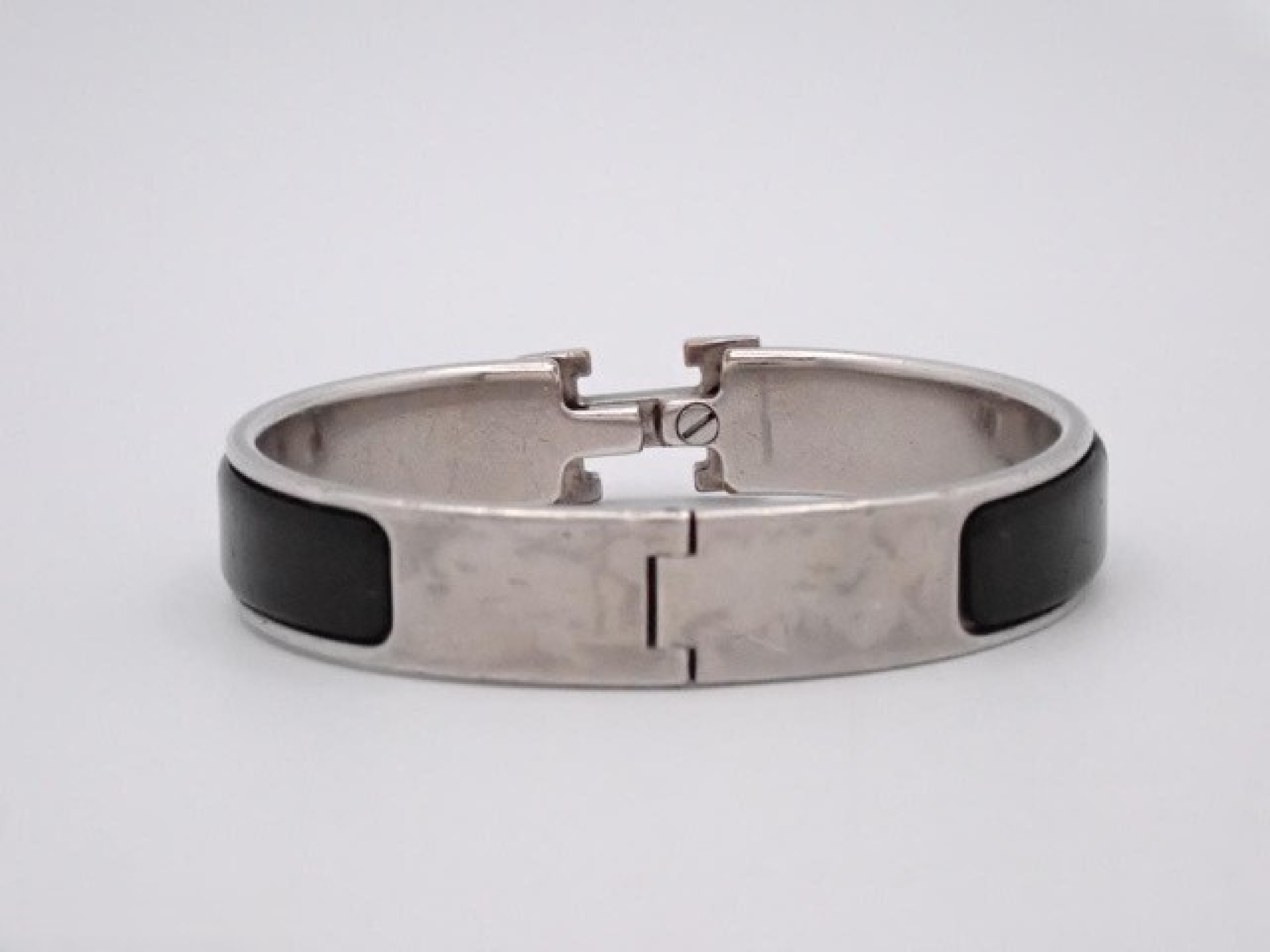 bangle, 33.41g, wrist circumference approximately 16cm, bracelet/bangle — view 2