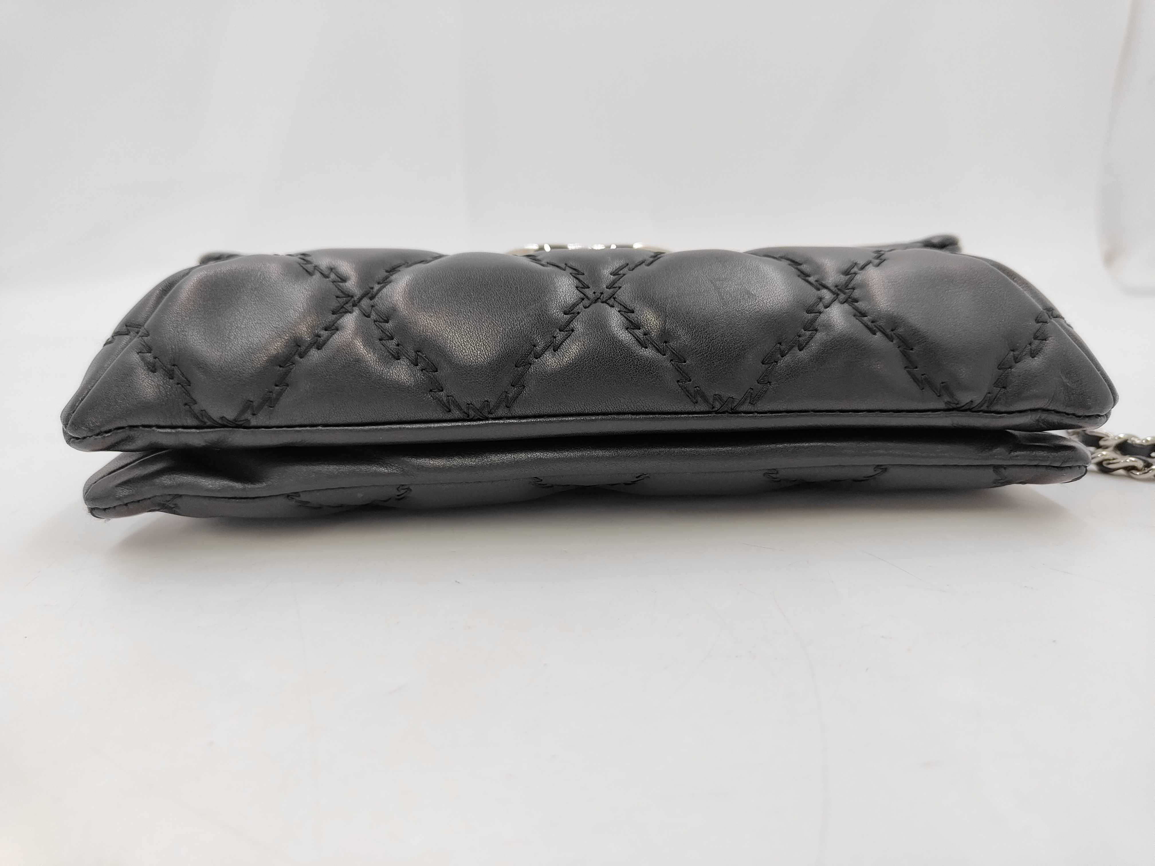 Hamptons Ultra Stitch 2-Way Chain Bag Shoulder Bag — view 7