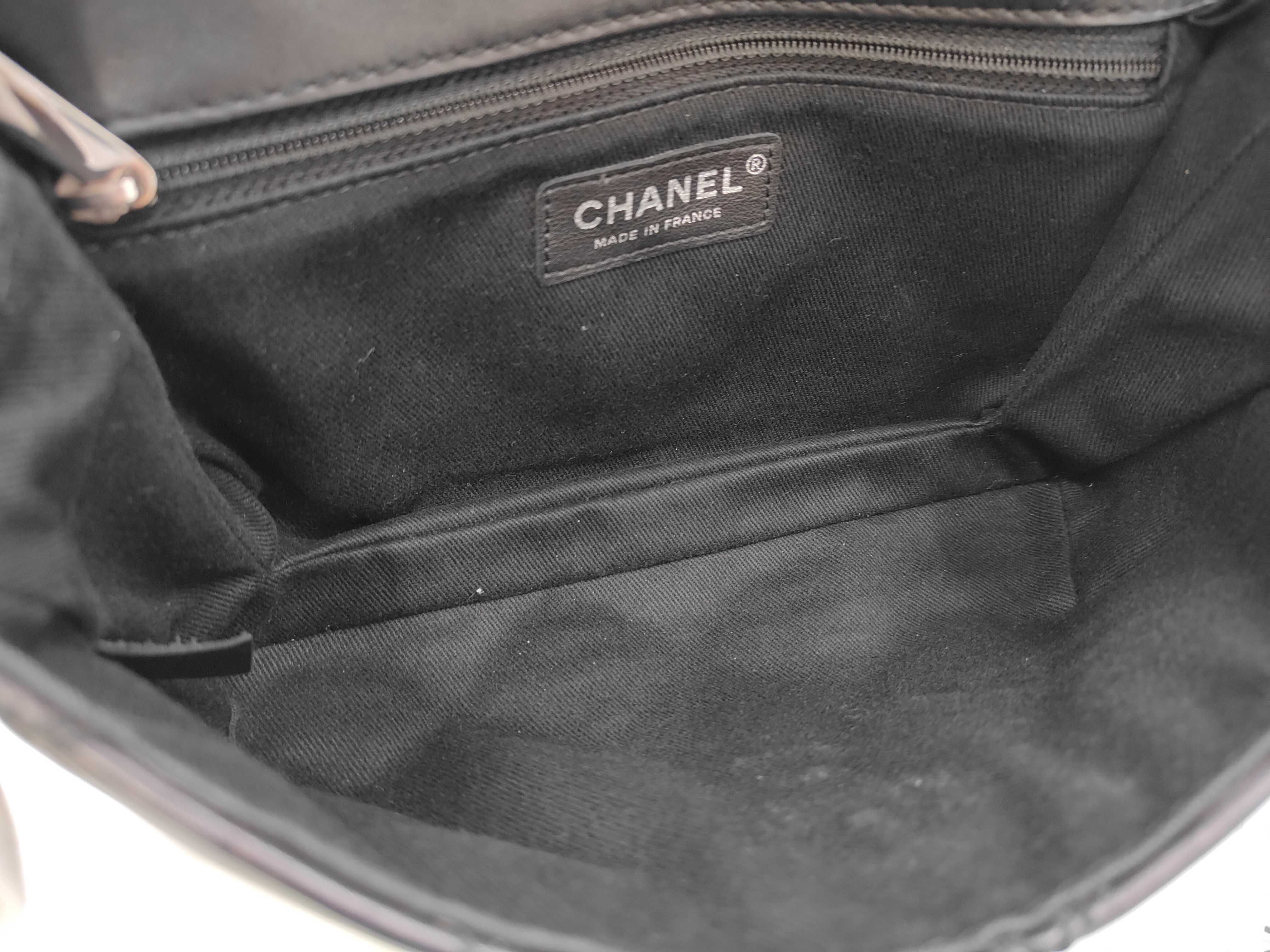Hamptons Ultra Stitch 2-Way Chain Bag Shoulder Bag — view 8