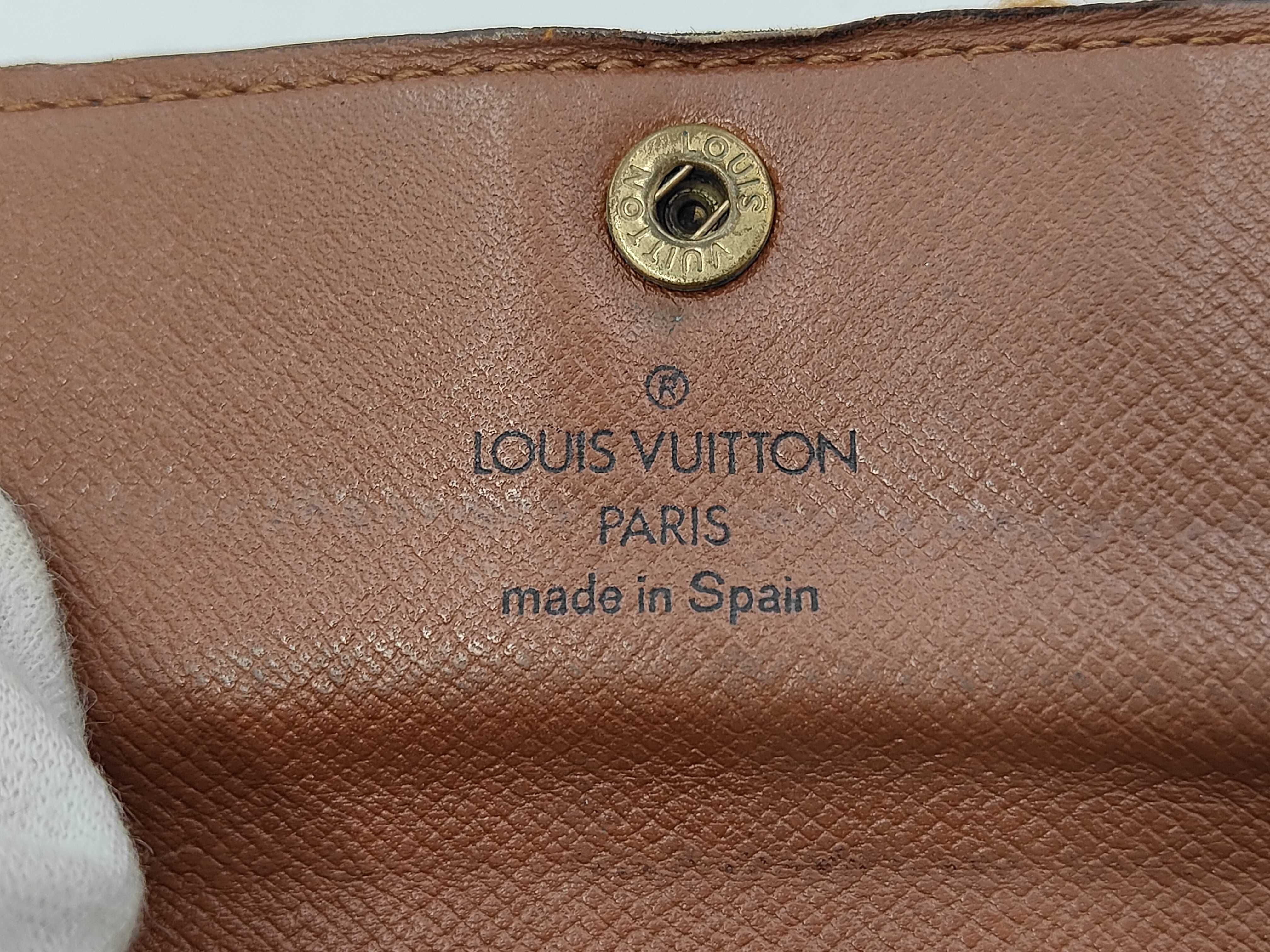 wallet — view 5