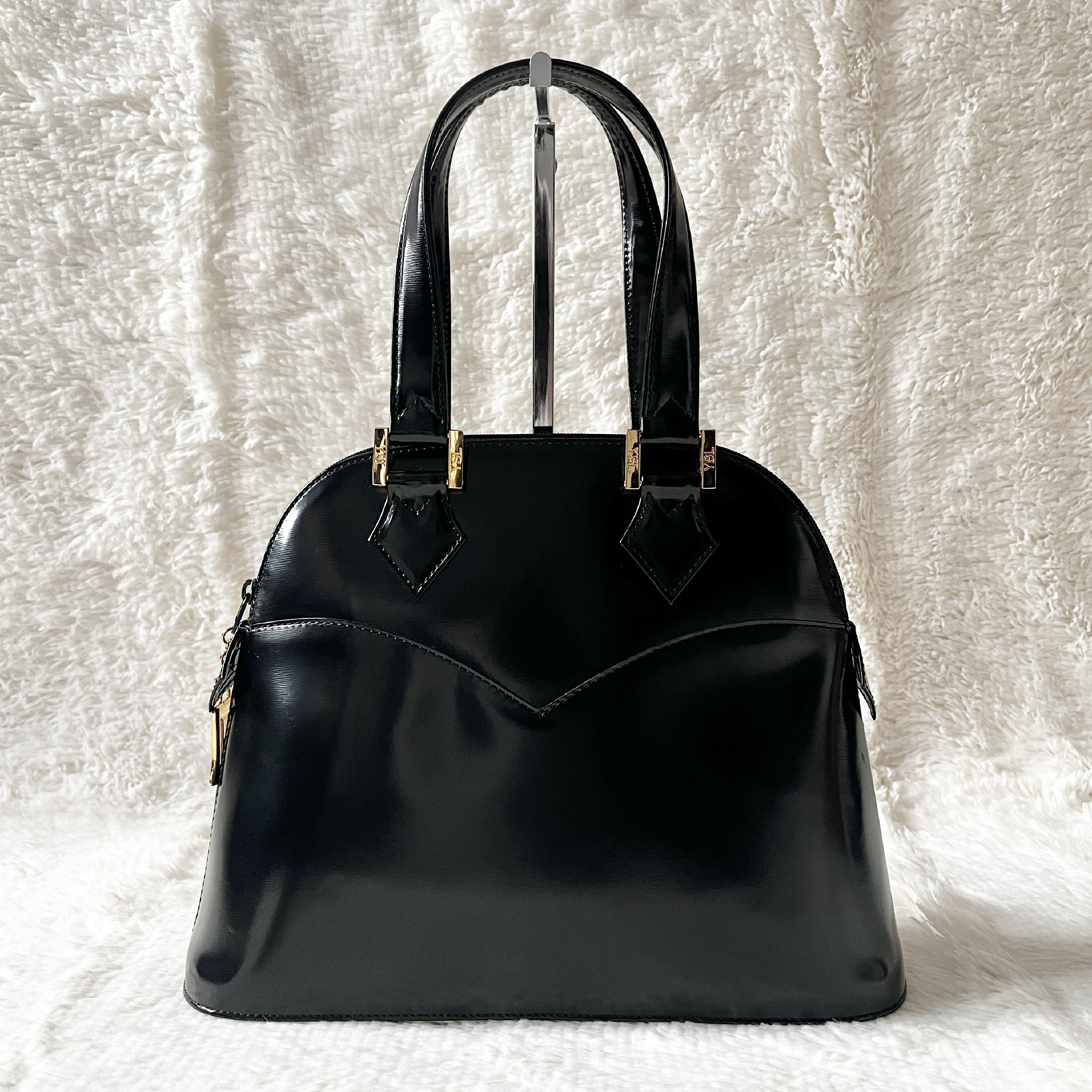 Black Handbag — view 2