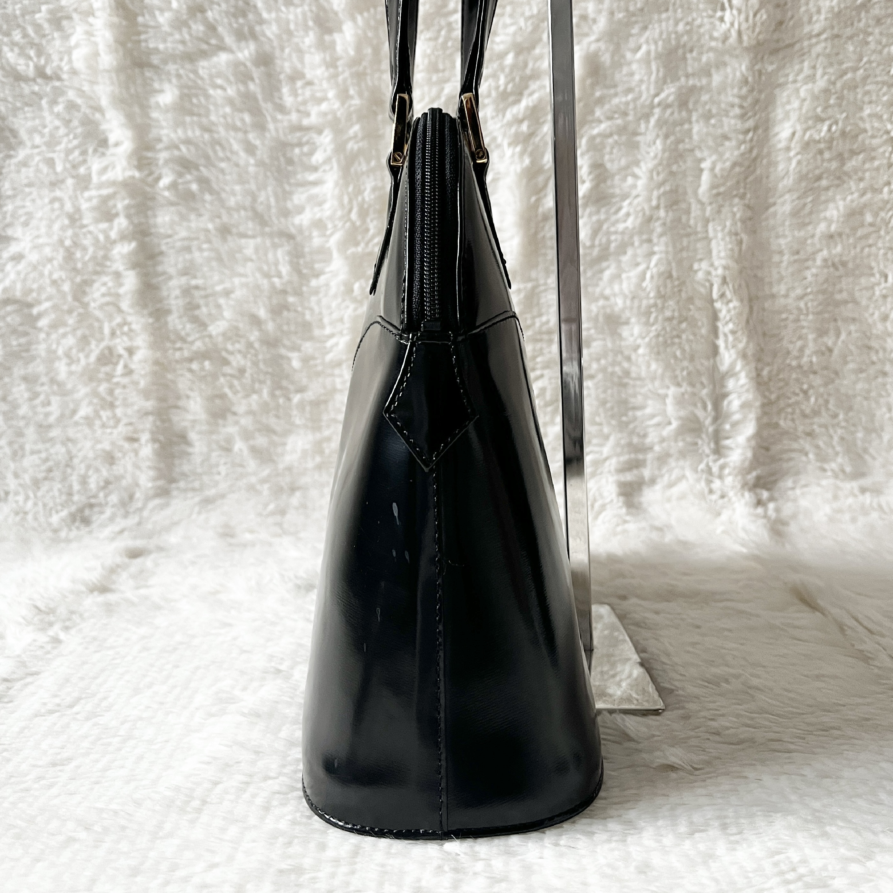 Black Handbag — view 4