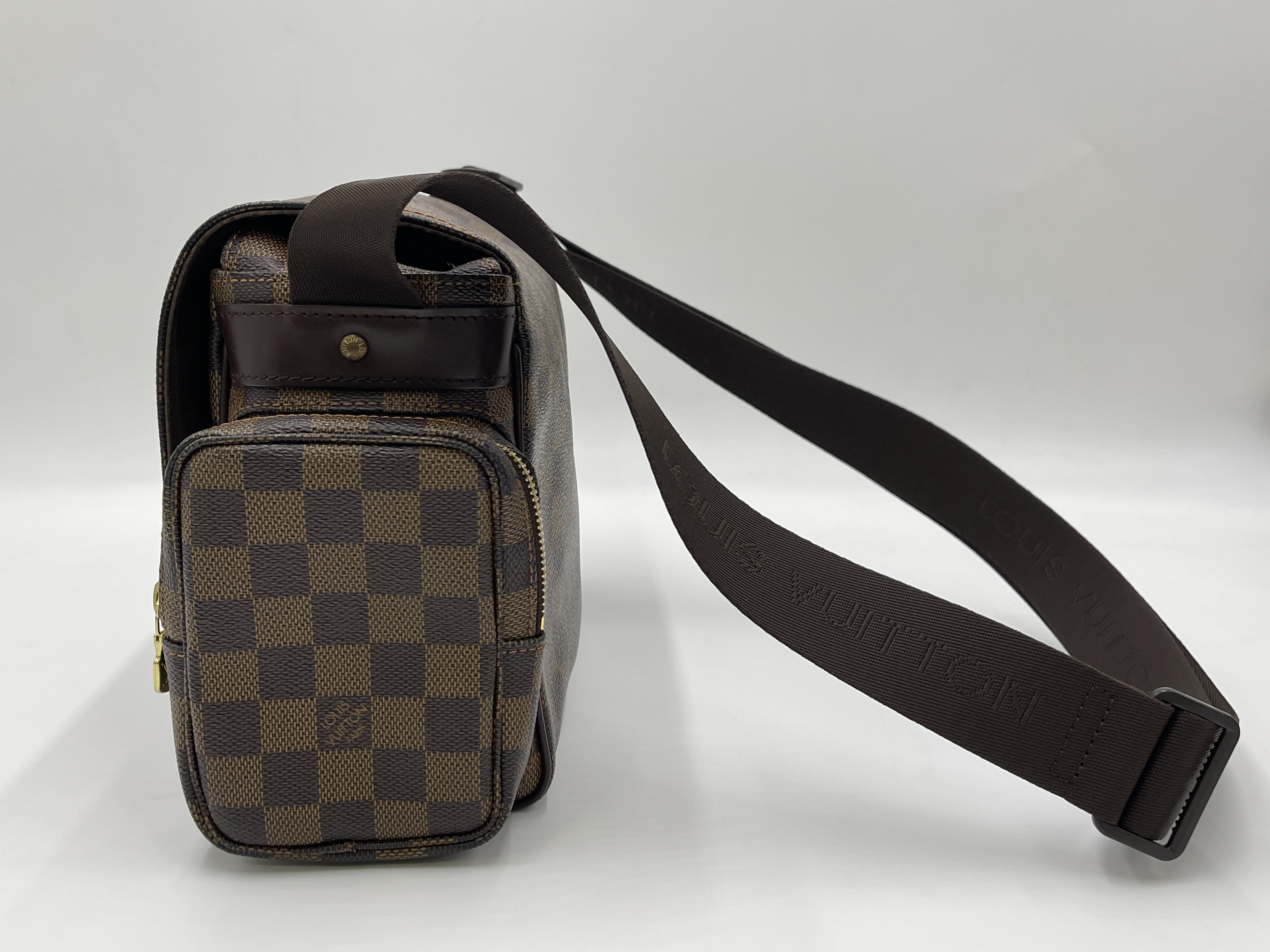 Damier Reporter Melville N51126 MI0076 Shoulder Bag with Dust Bag — view 4