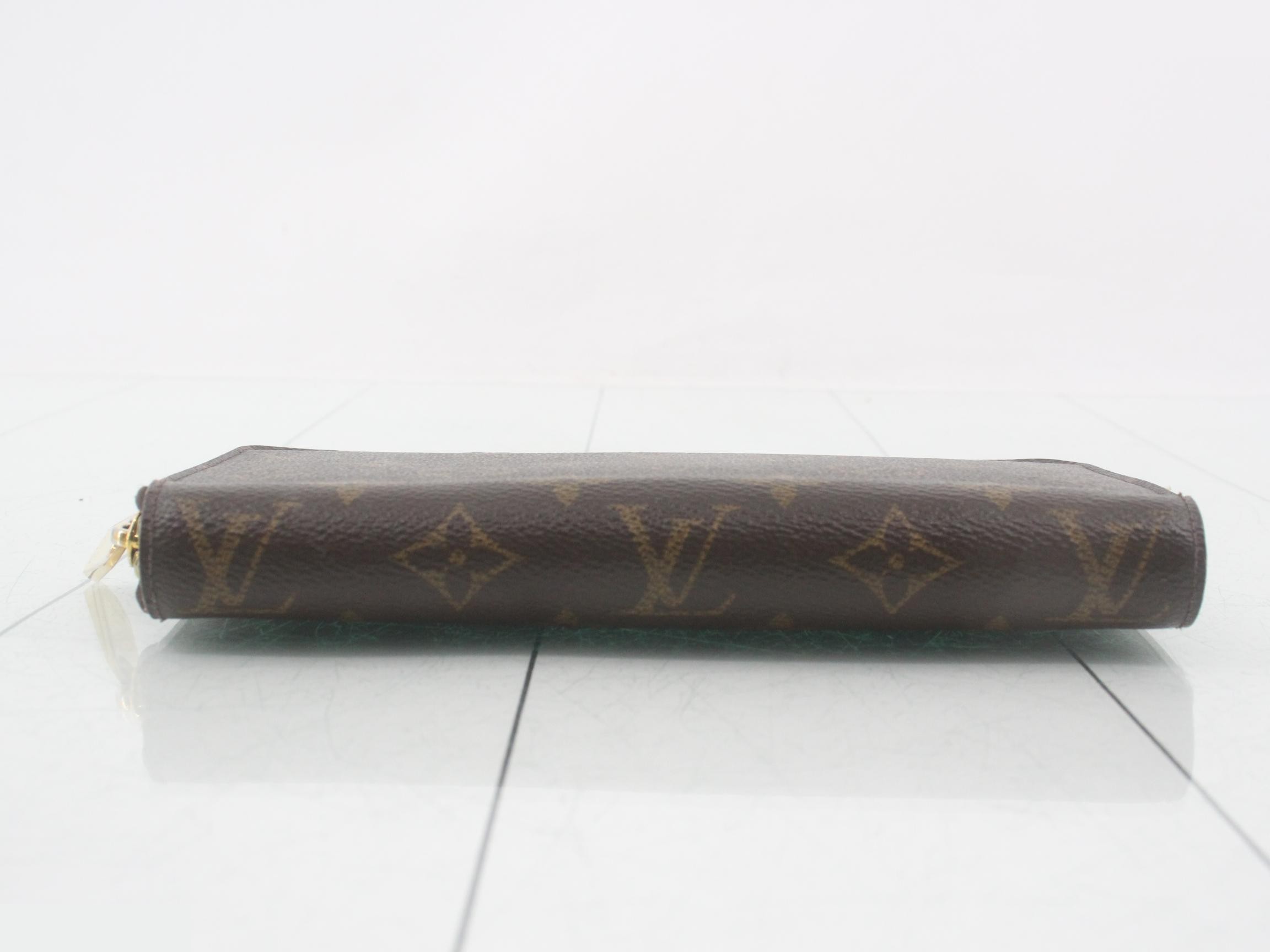 Zippy Wallet - Misty Lilac — view 3