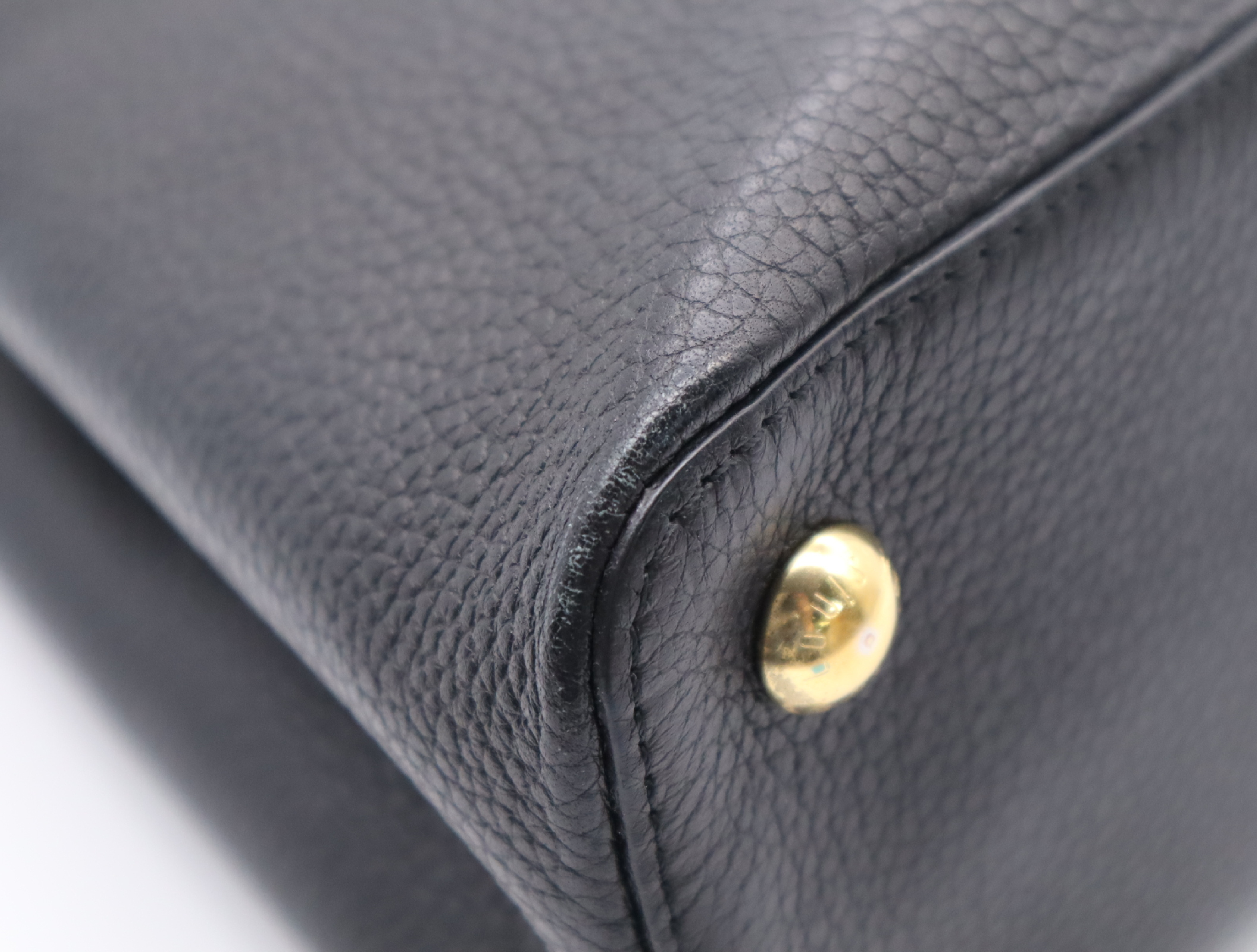 M50631 Taurillon Capucines PM Noir Handbag with Shoulder Strap (RFID detected) — view 6