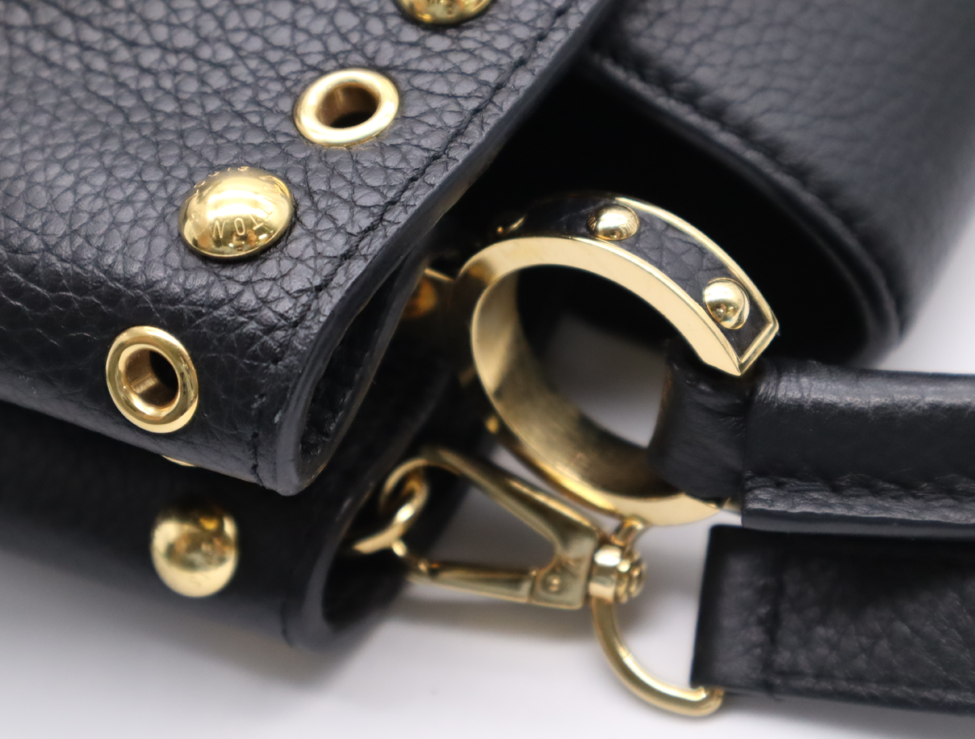 M50631 Taurillon Capucines PM Noir Handbag with Shoulder Strap (RFID detected) — view 8