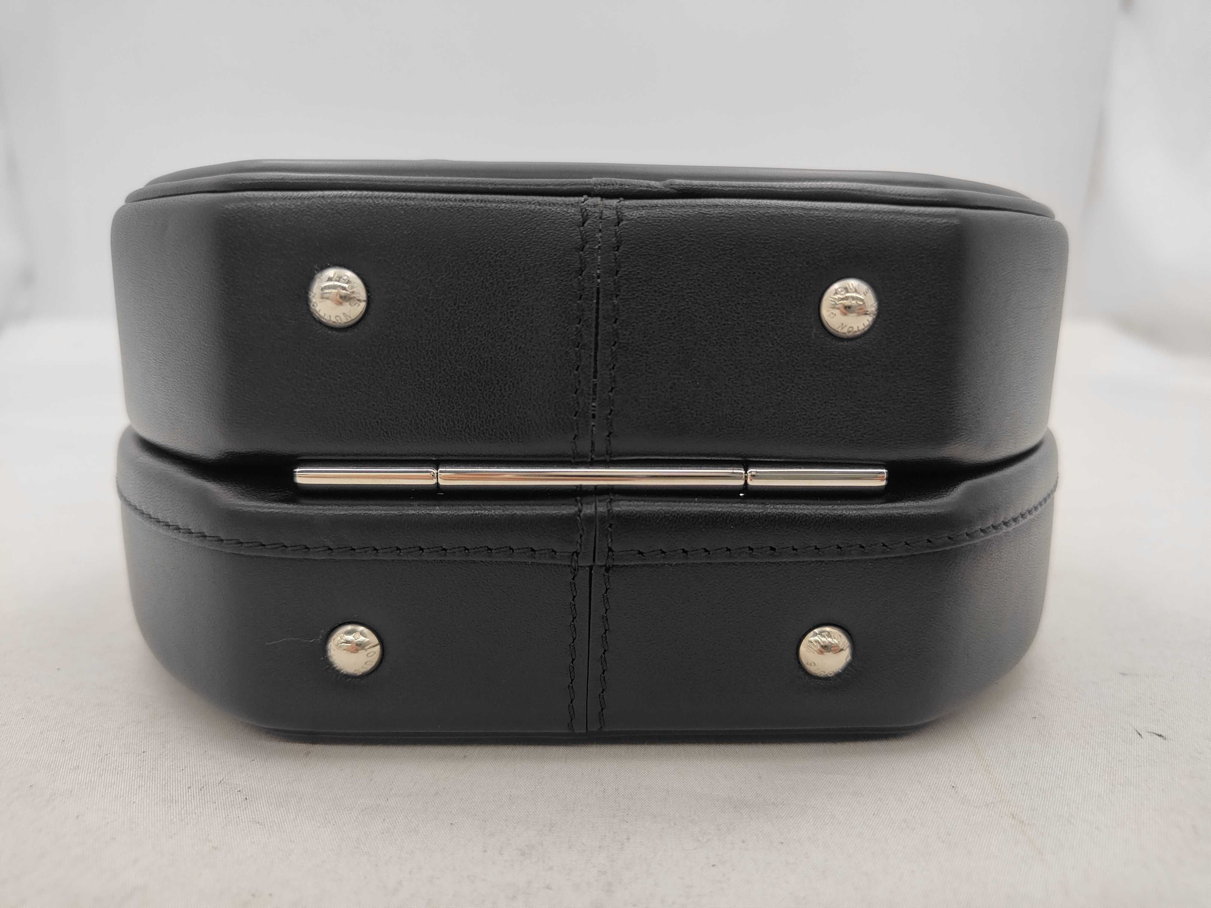 Petite Boite Chapeau M43659 PL2108 Black RFID detected shoulder bag — view 4